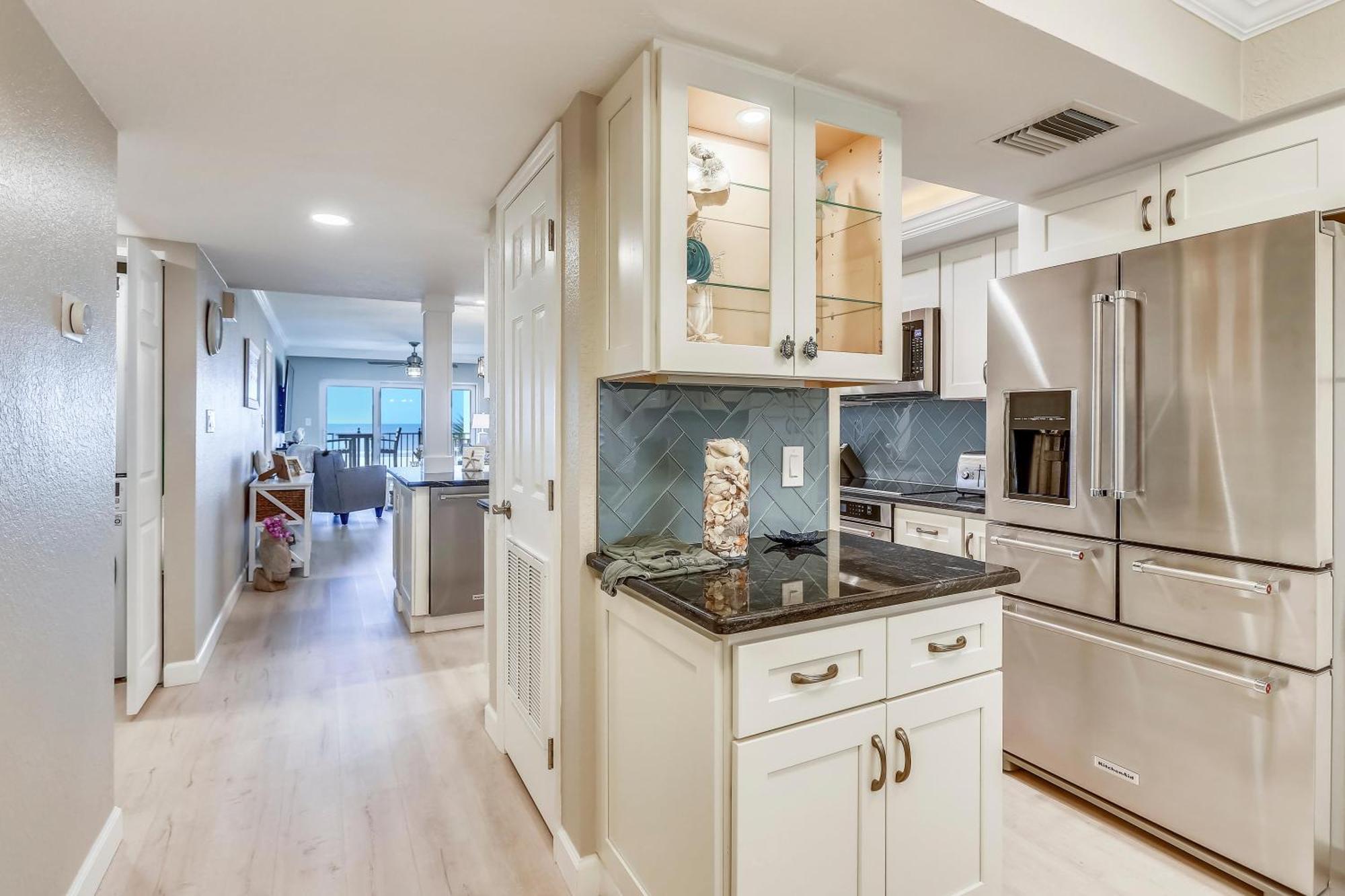 Land's End 6-302 Front - Premier Holiday home St. Pete Beach
