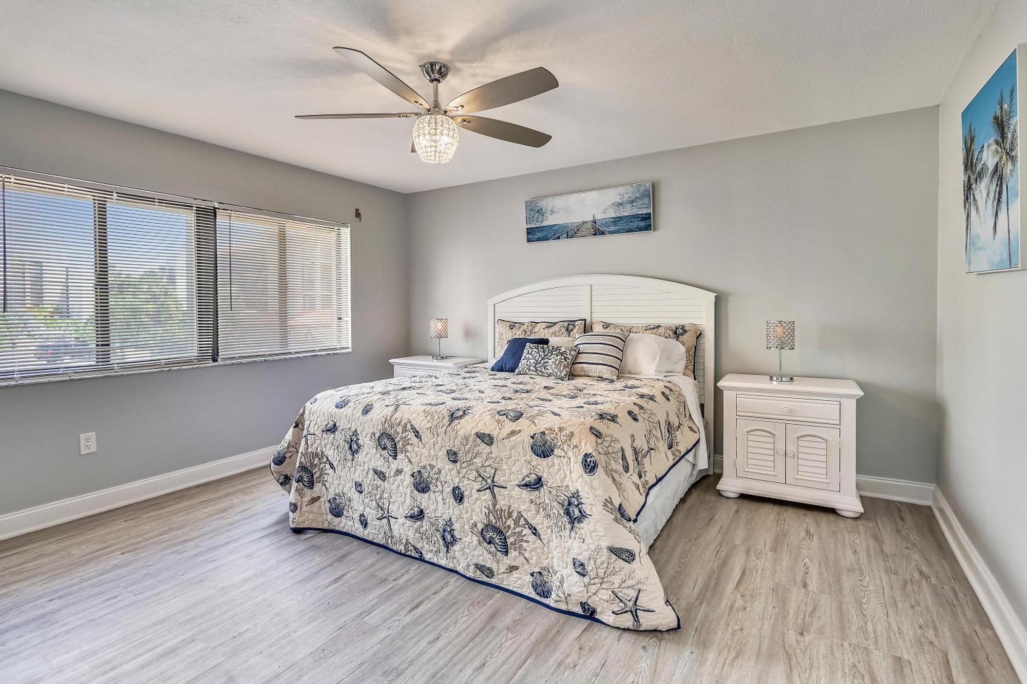 Holiday home Land's End 6-205 Front - Premier