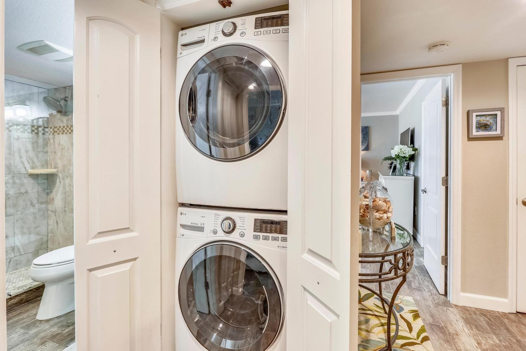 Land's End 7-306 Front - Premier Holiday home St. Pete Beach