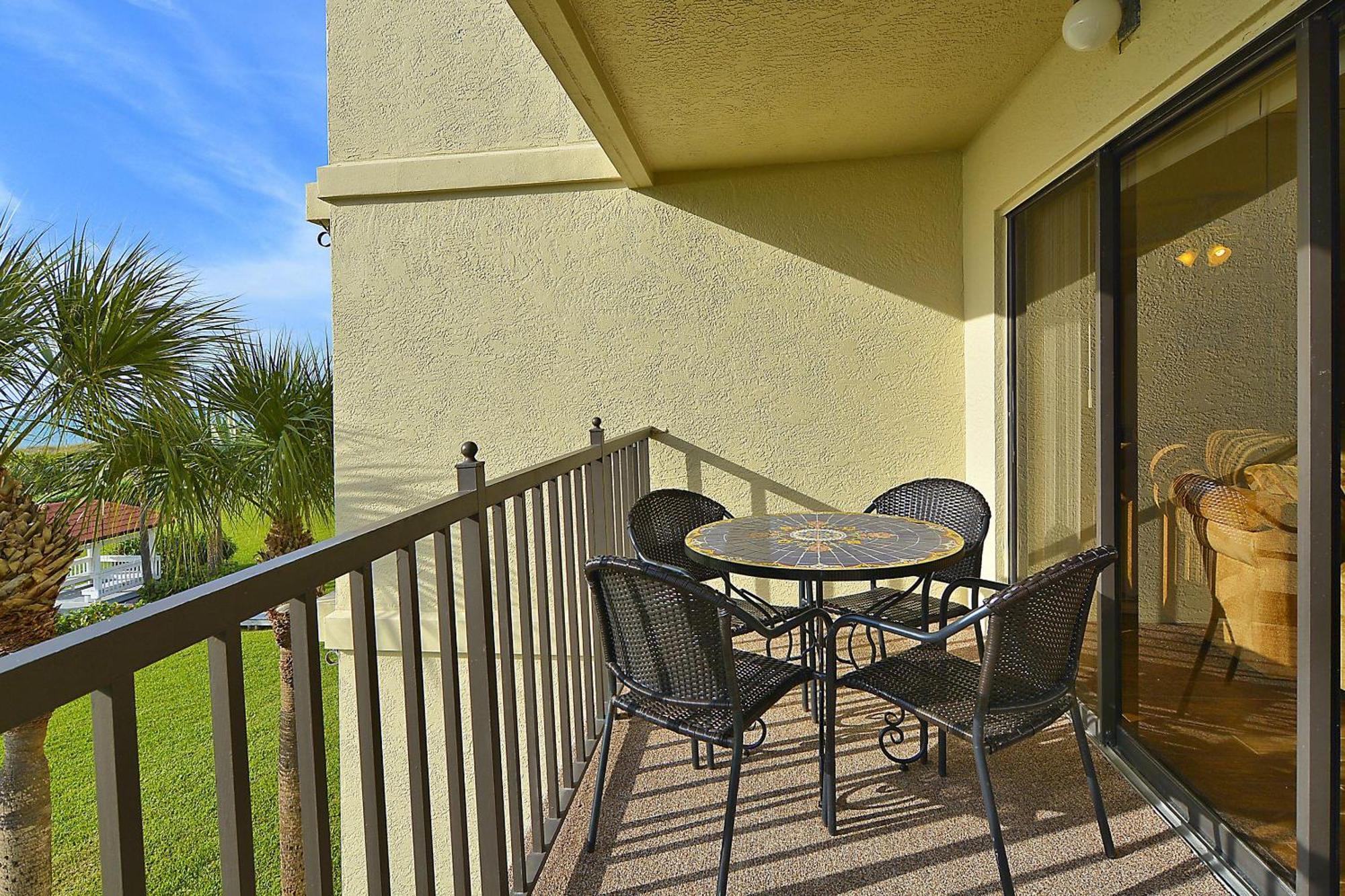 Land's End 6-303 Front - Premier Holiday home St. Pete Beach
