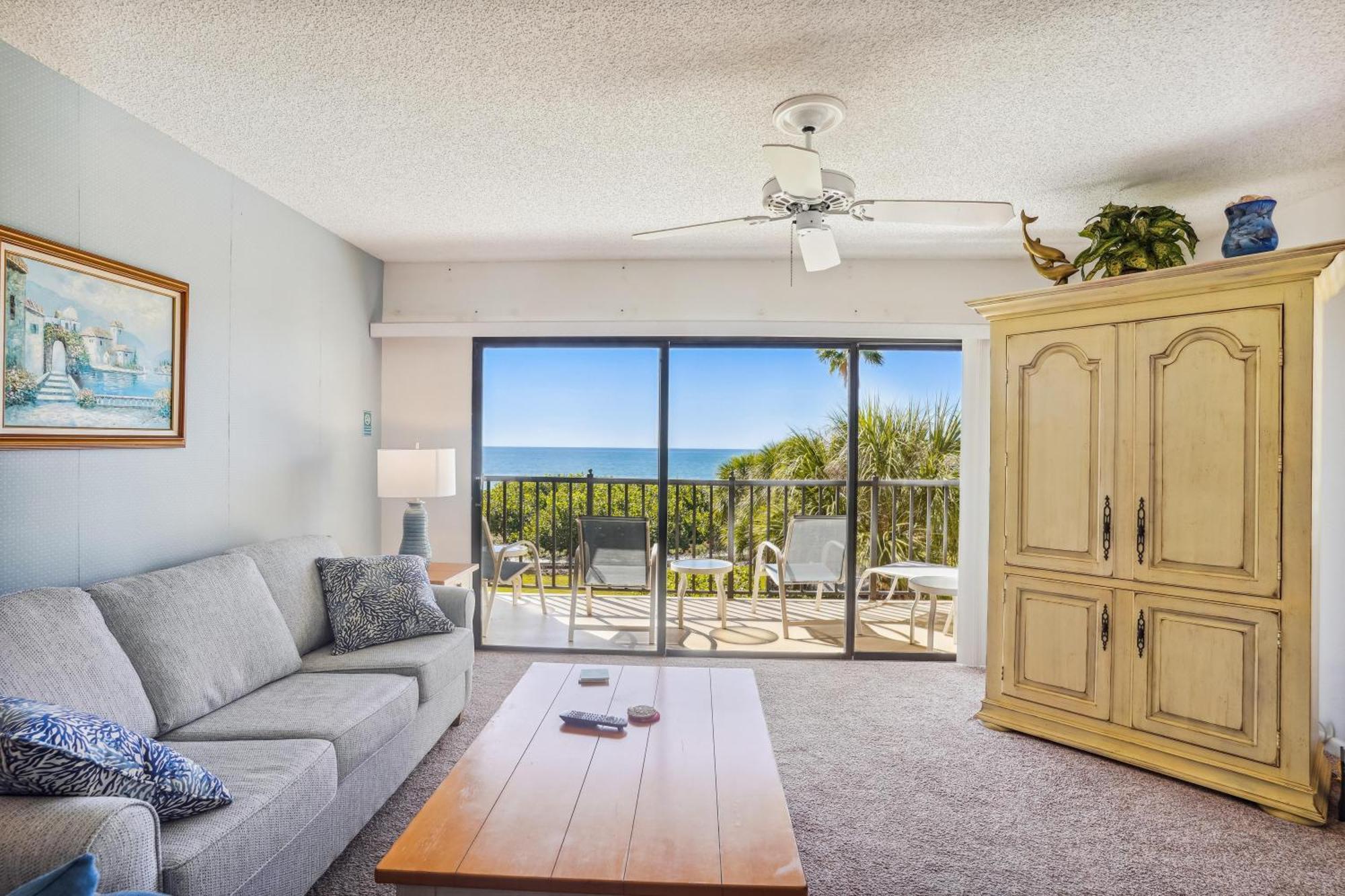 Land's End 10-305 Front Holiday home St. Pete Beach