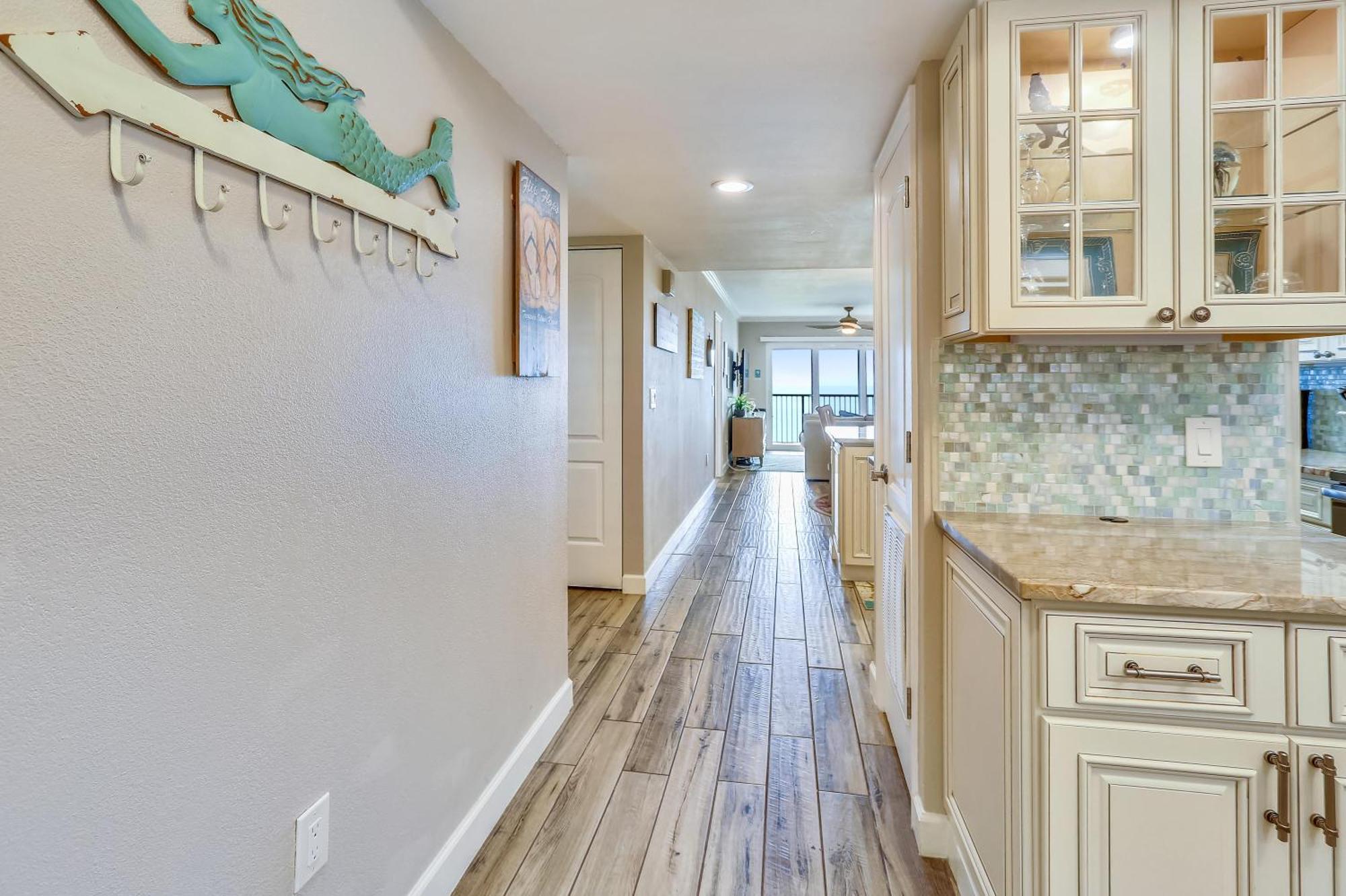 Land's End 11-405 Front - Premier Holiday home St. Pete Beach