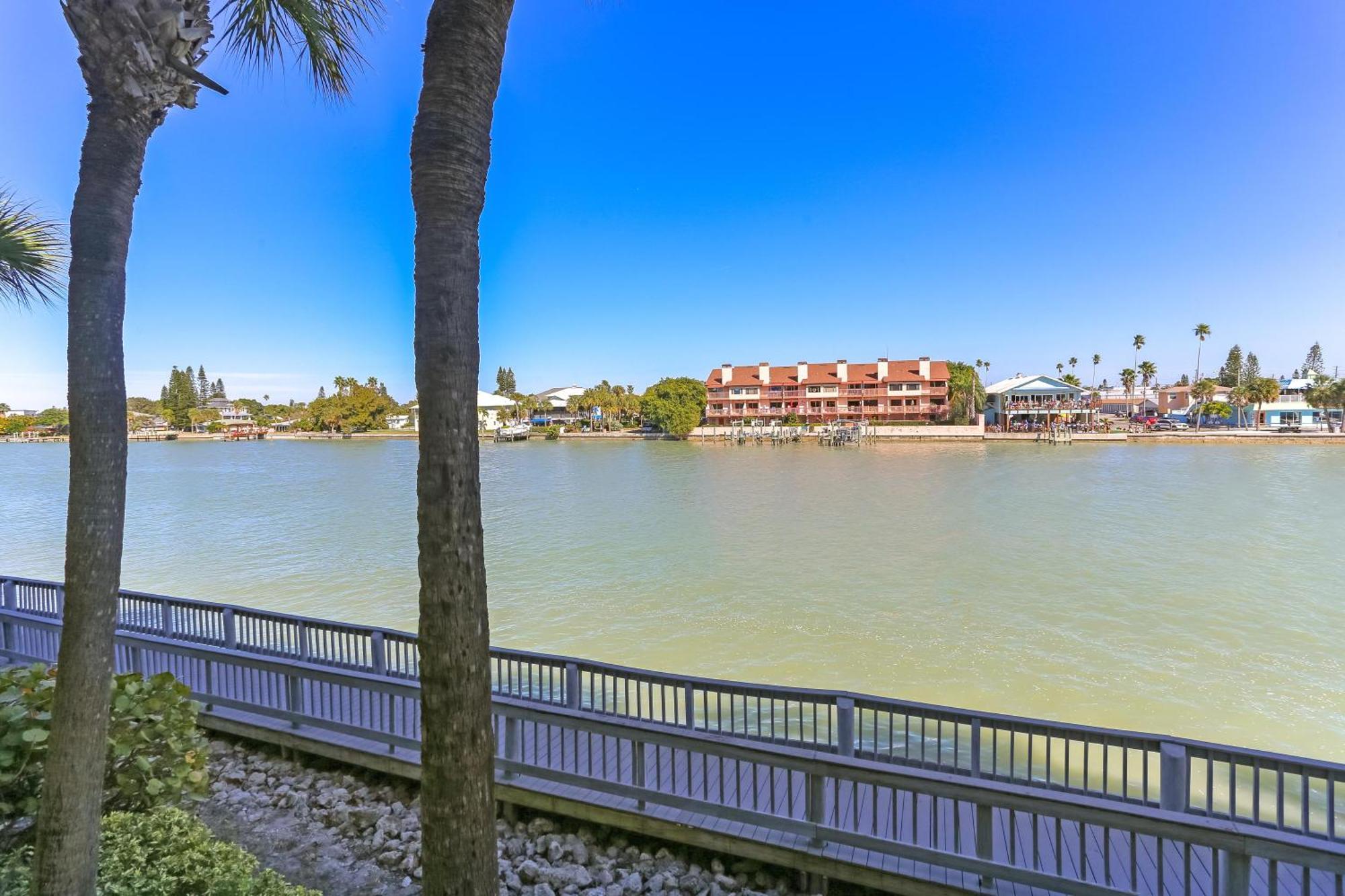 Holiday home Land's End 3-203 Bay Front - Premier *