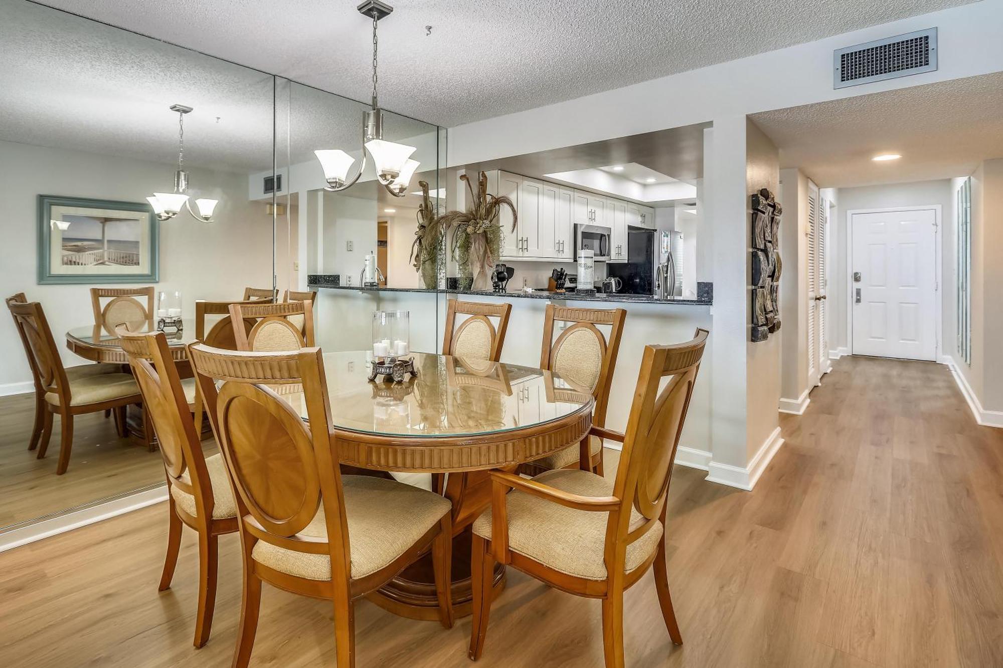 Land's End 3-305 Bay Front - Premier St. Pete Beach