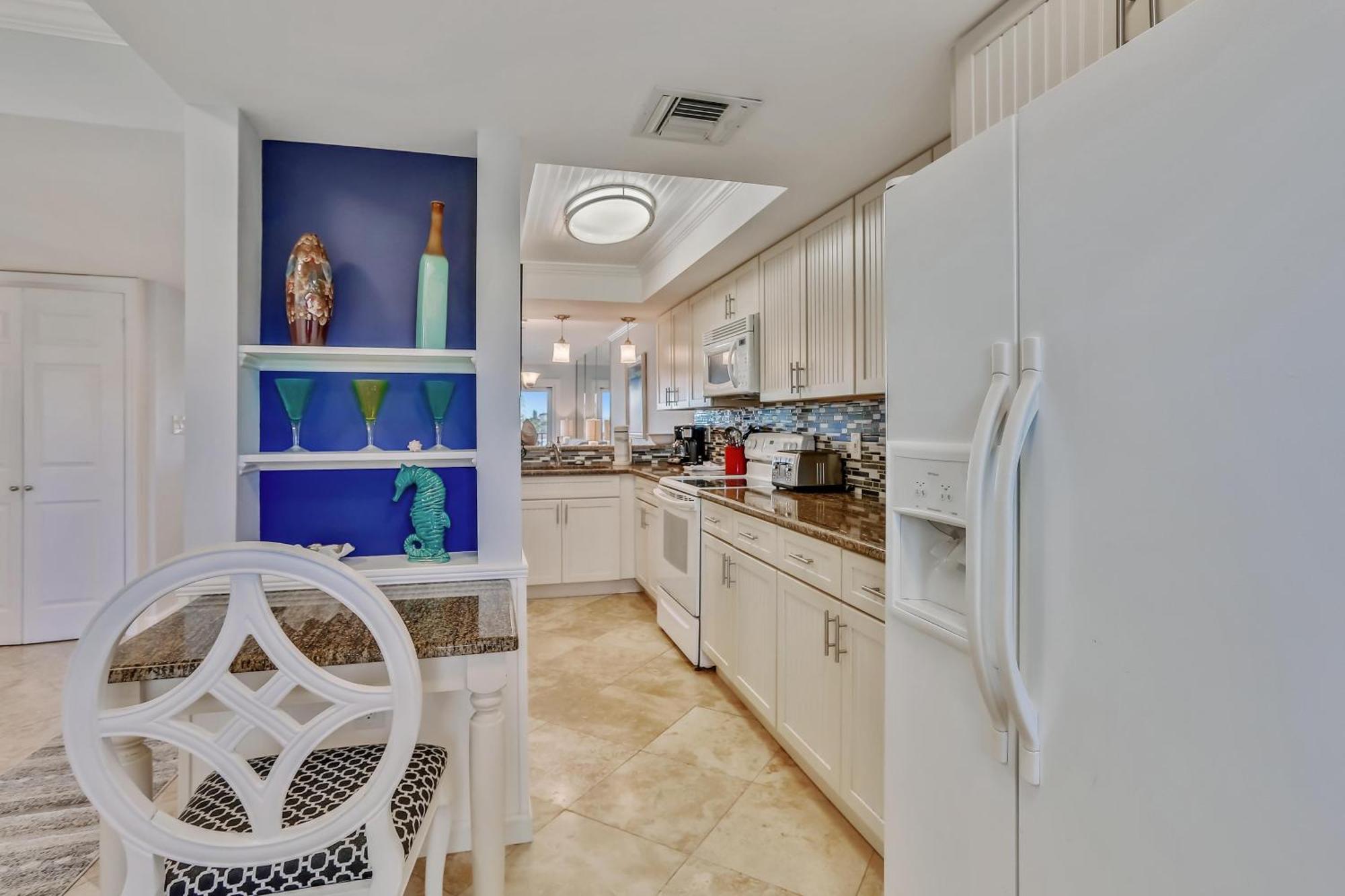 Land's End 4-303 Bay Front - Premier St. Pete Beach