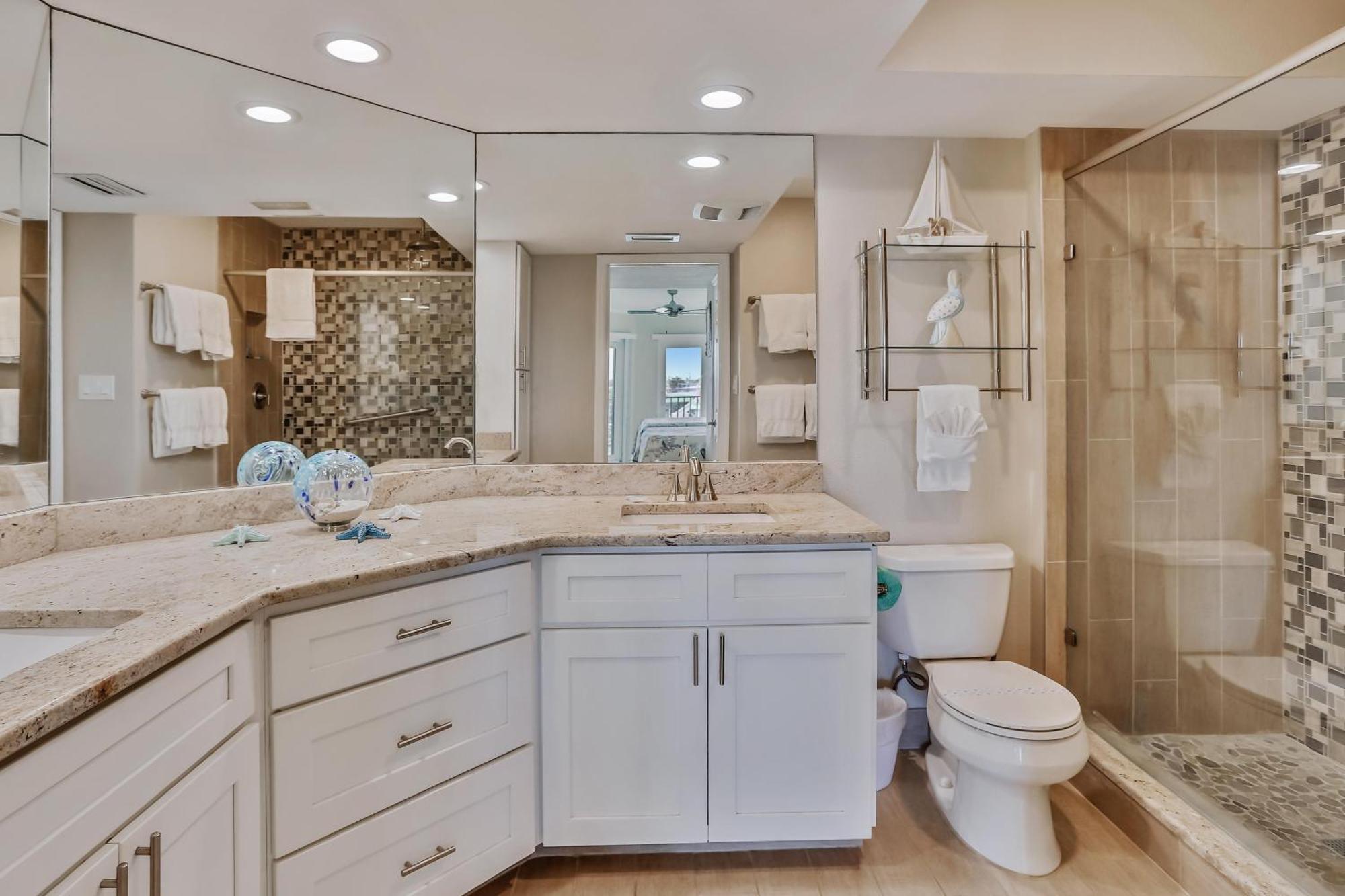 Land's End 4-303 Bay Front - Premier St. Pete Beach