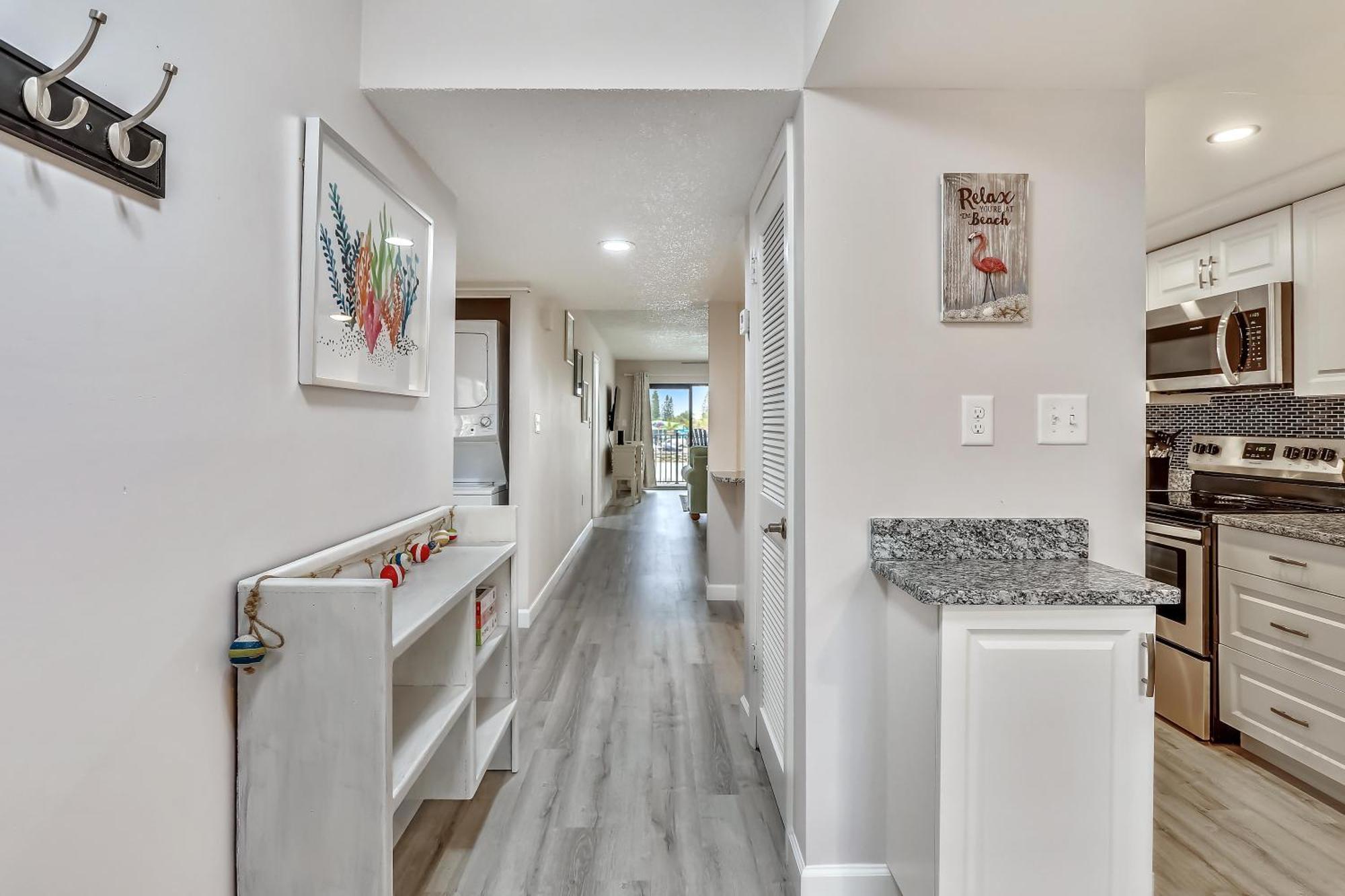 Holiday home Land's End 4-202 Bay Front - Premier St. Pete Beach