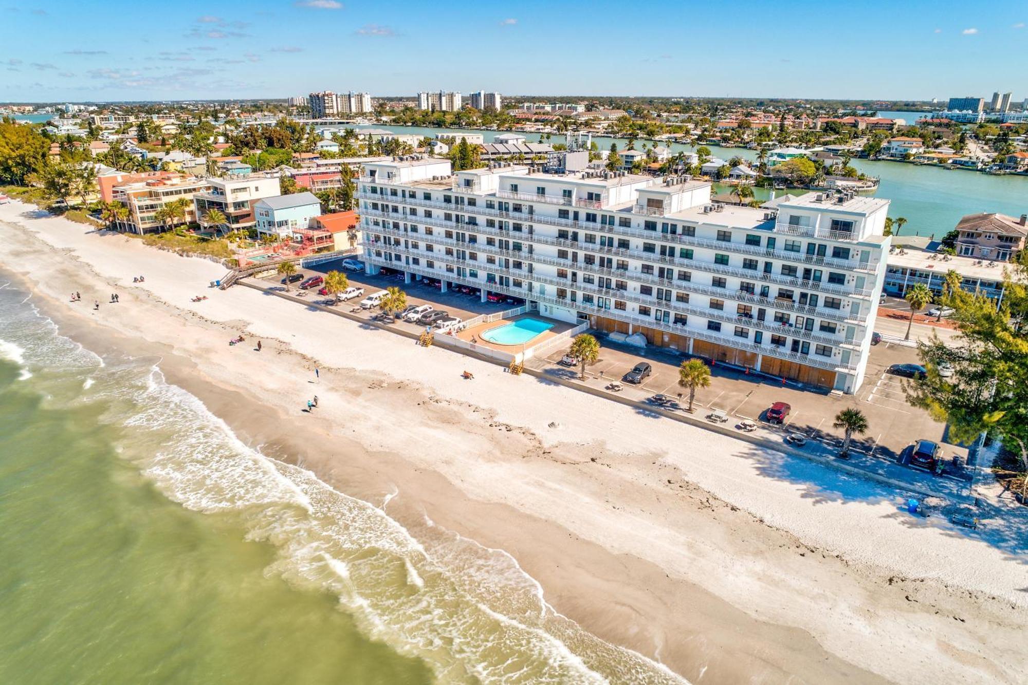 Sunset Chateau 207 Holiday home St. Pete Beach