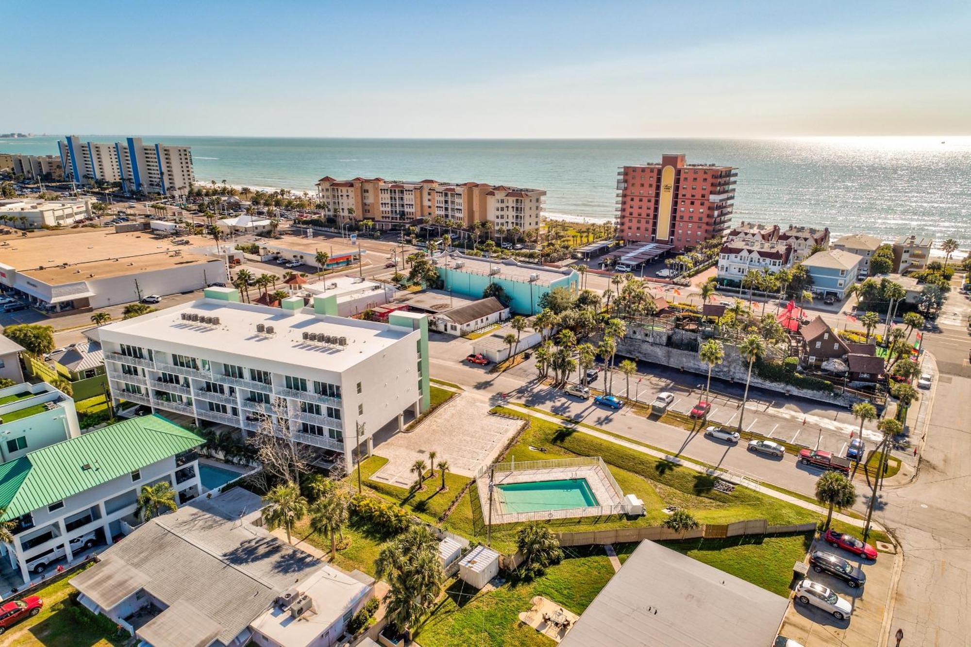 Holiday home Madeira Del Mar 305 St. Pete Beach