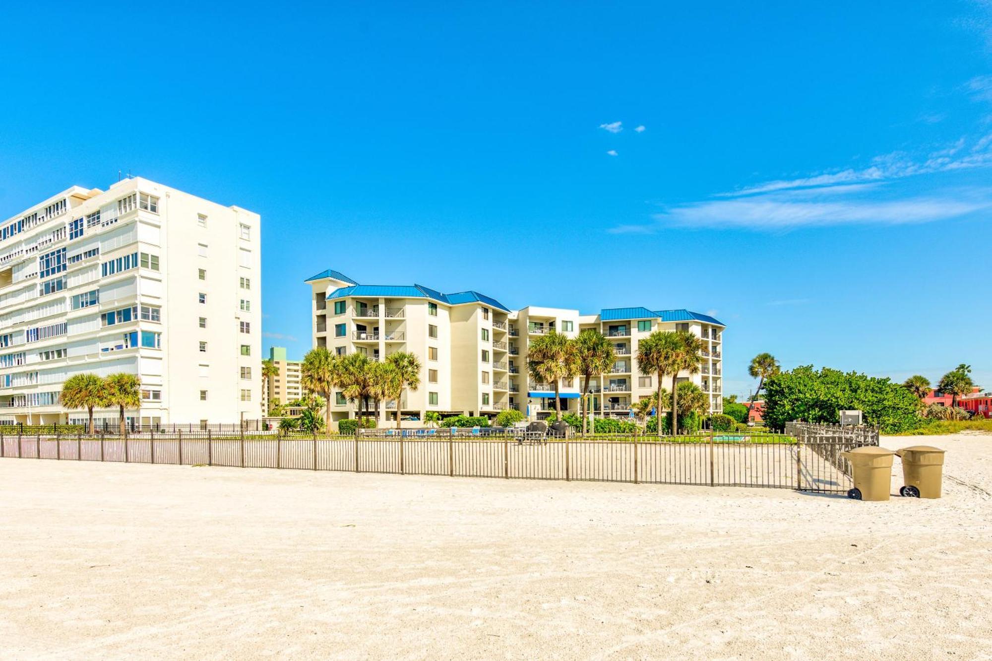 Caprice 301 St. Pete Beach