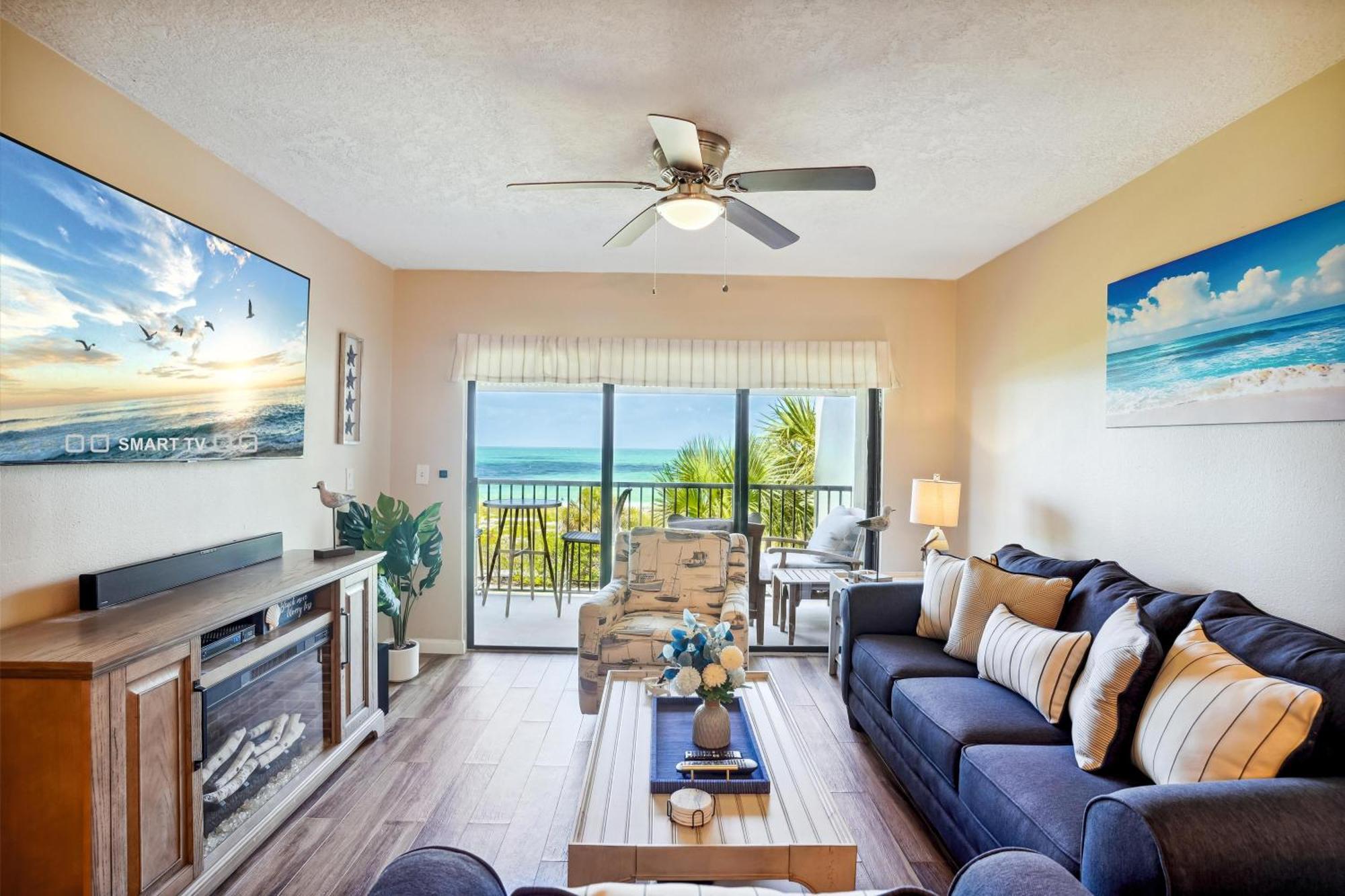 Land's End 11-305 Front - Premier St. Pete Beach
