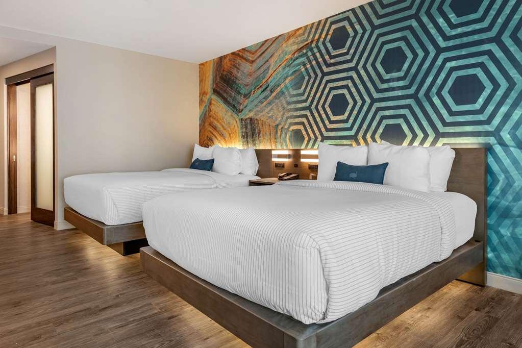 Hotel Cambria St Petersburg-madeira Marina St. Pete Beach