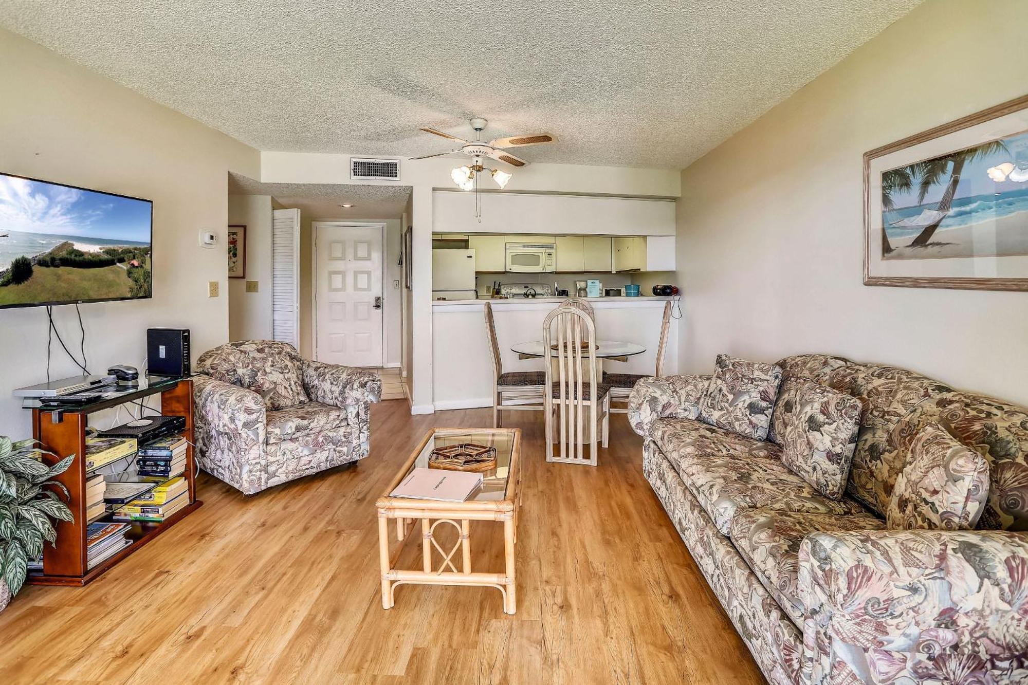 Holiday home Land's End 1-204 Bay Front *