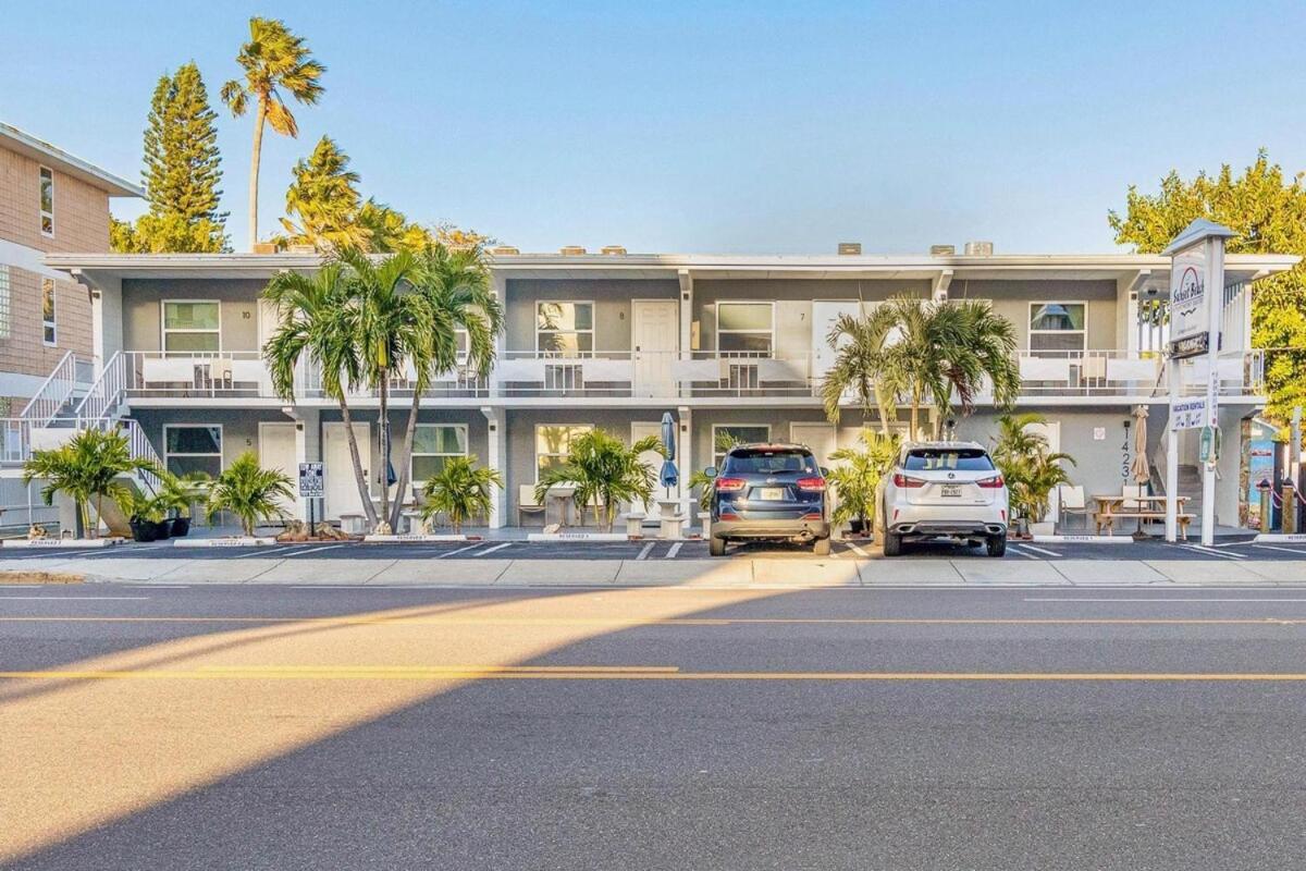 Sunset Suites! - 7 Apartment St. Pete Beach