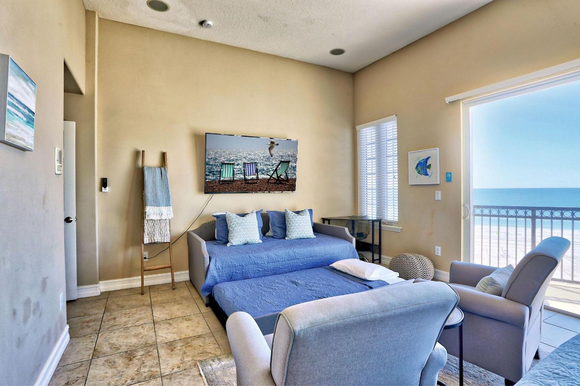 Holiday home Seaclusion Townhome
