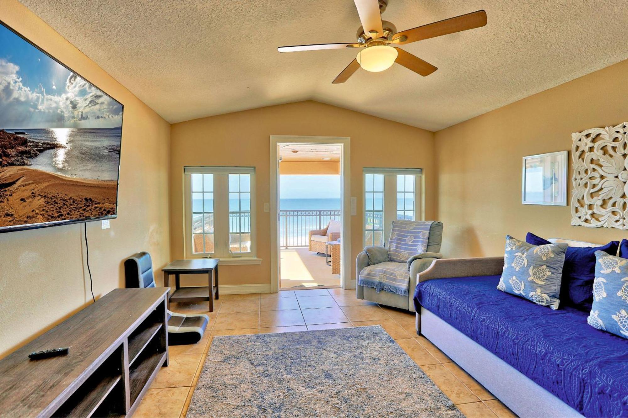 Holiday home Seaclusion Townhome