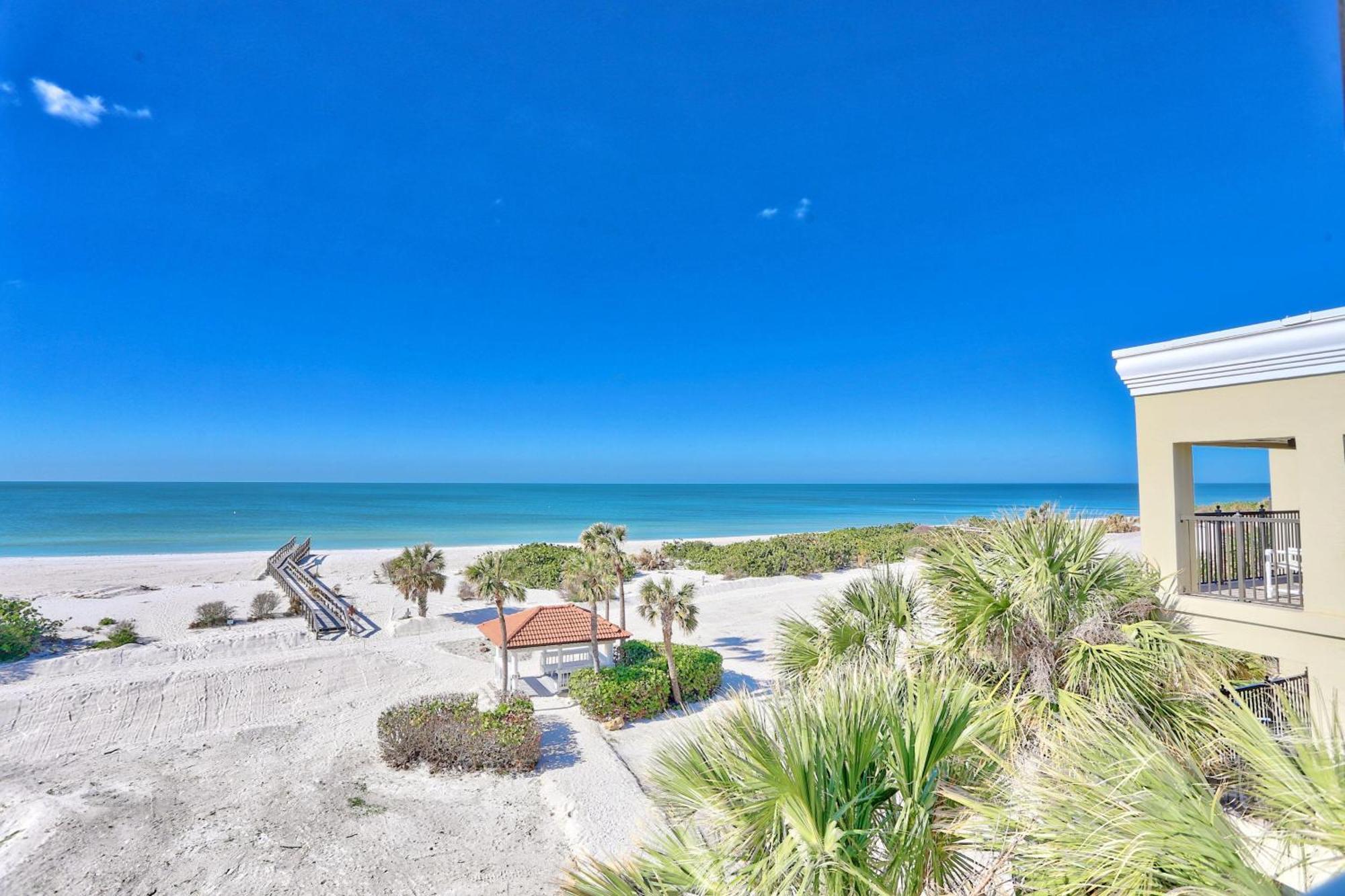 Land's End 7-406 Front - Premier Holiday home St. Pete Beach