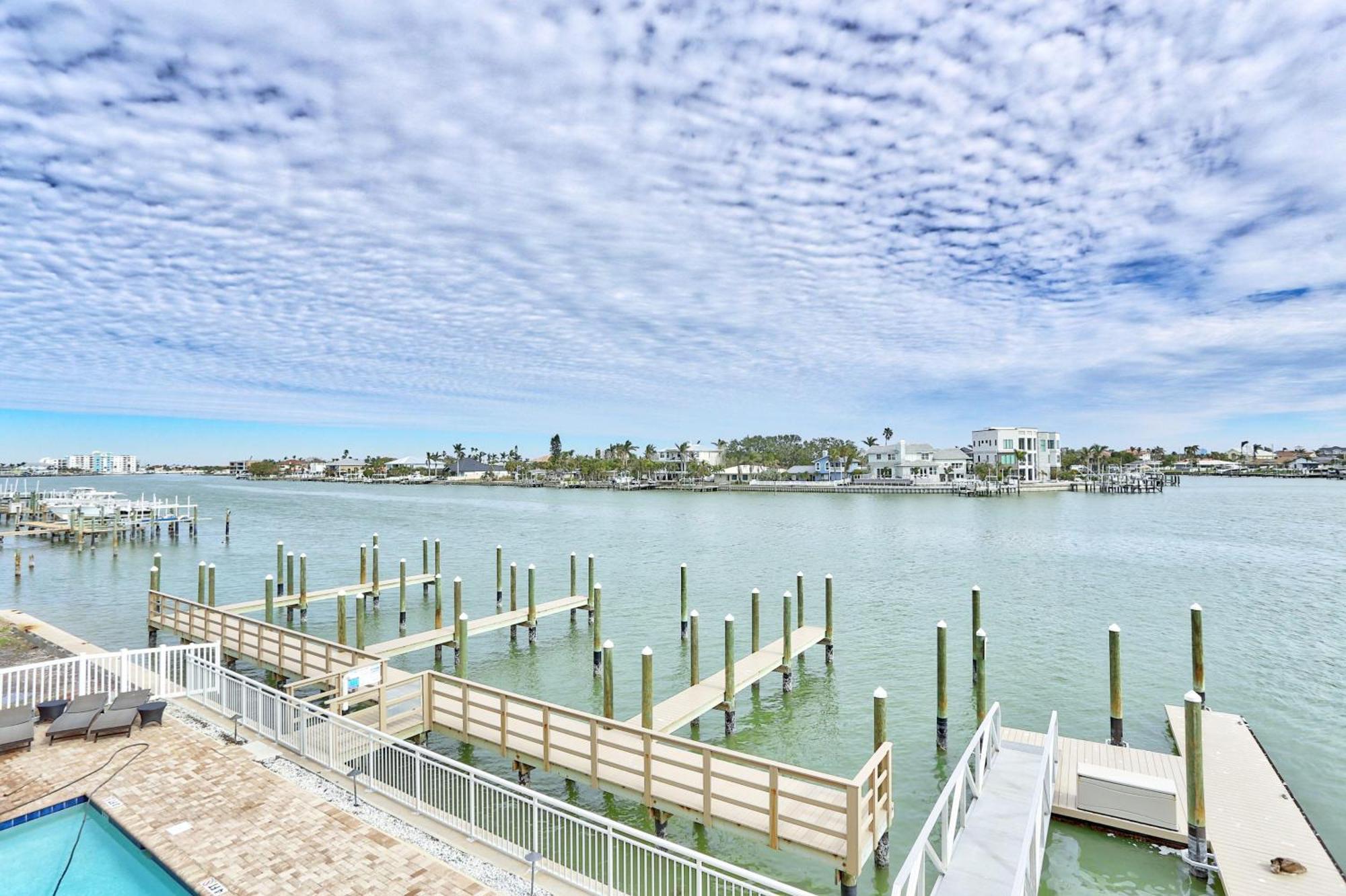 Oceana 204 East St. Pete Beach