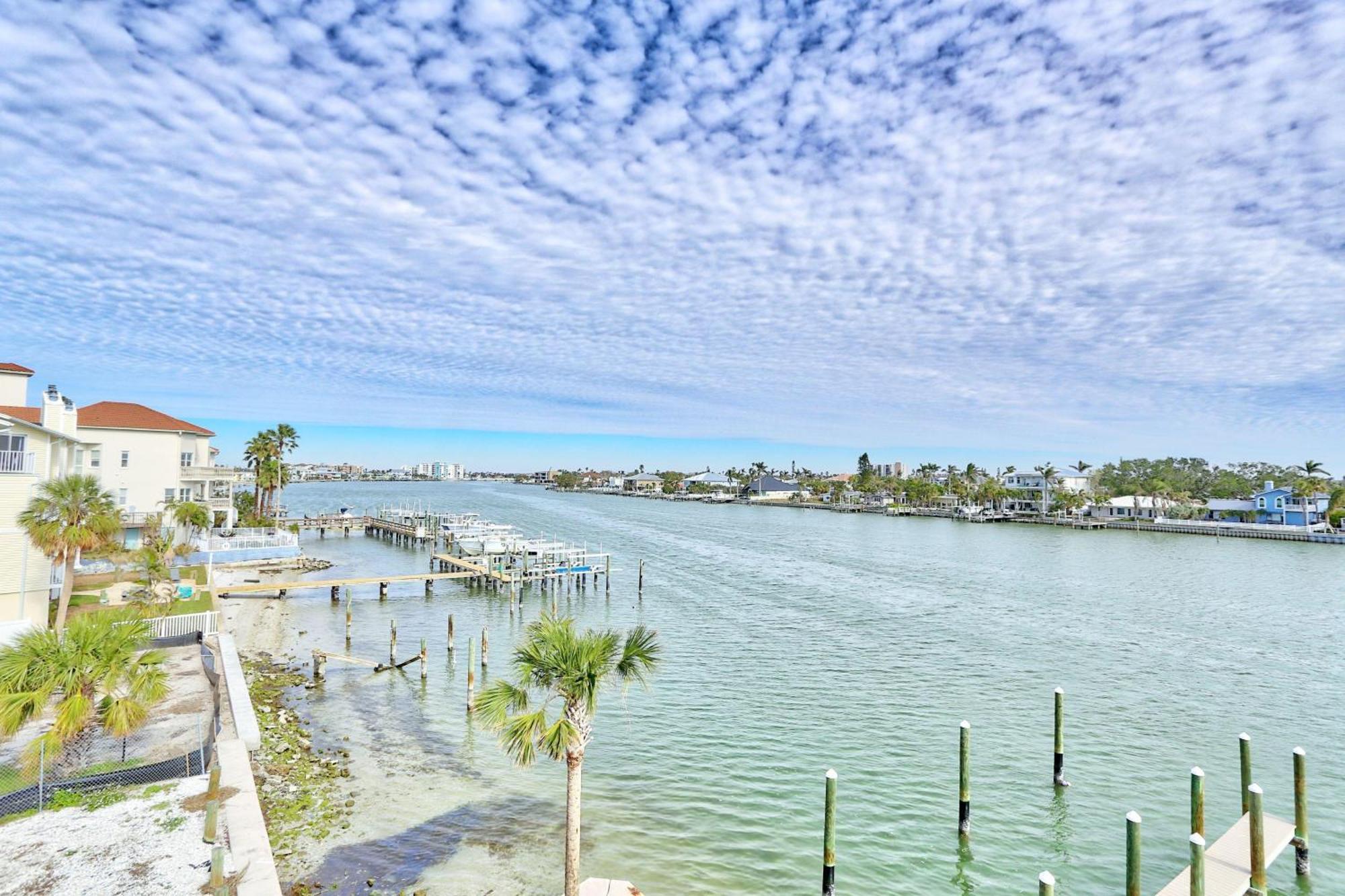 Holiday home Oceana 301 East