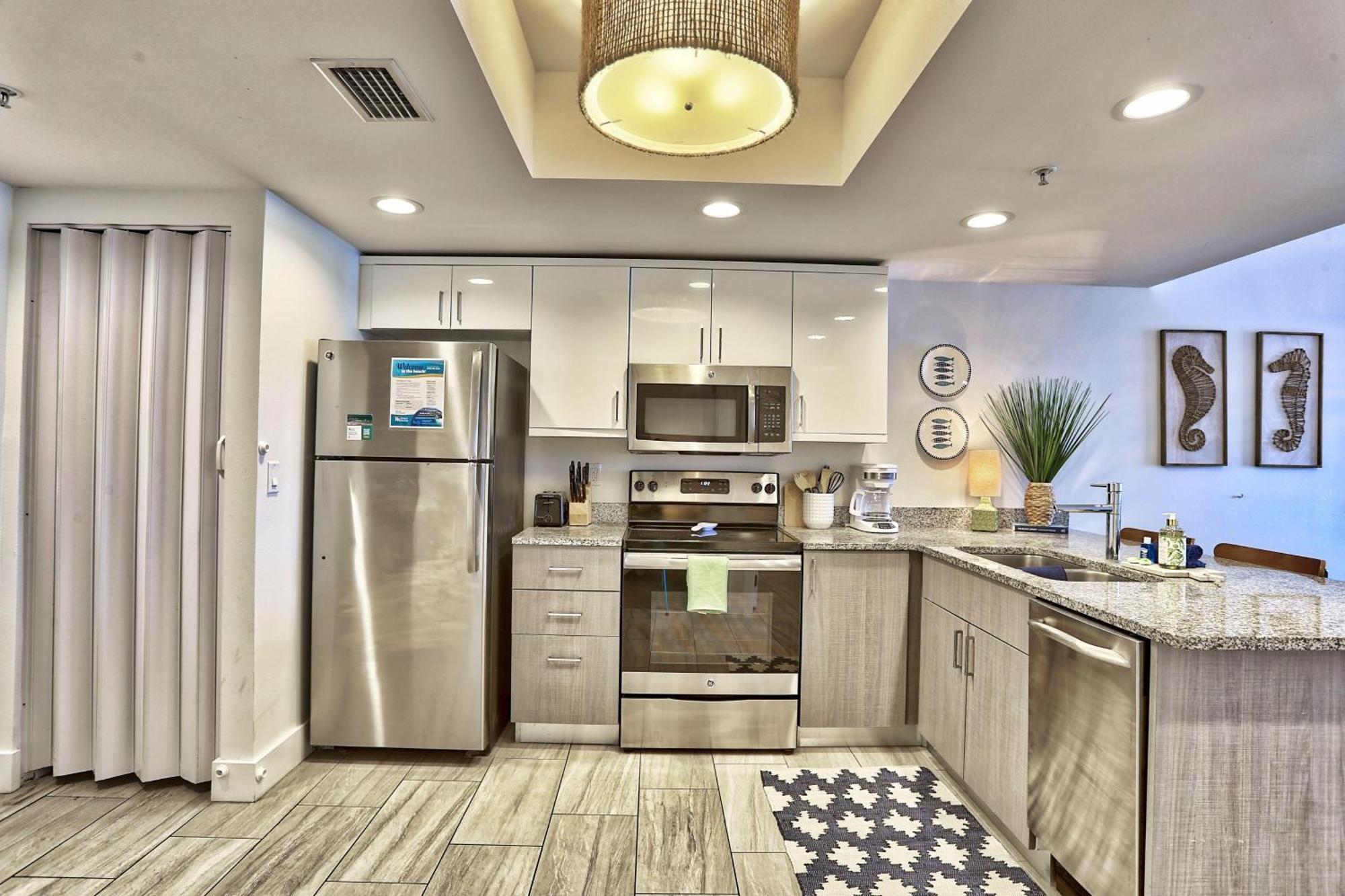 Oceana 301 East