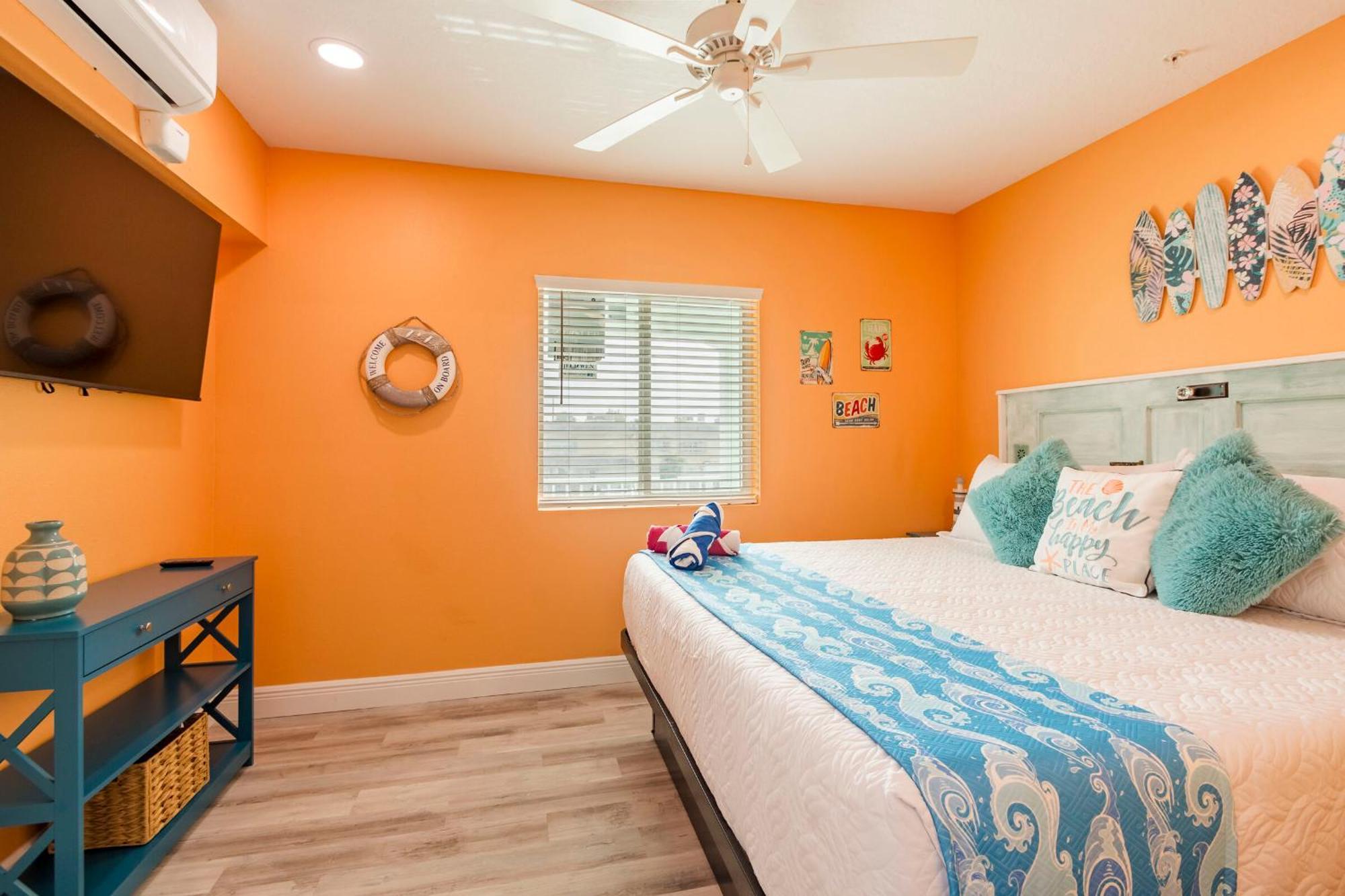 The Lofts At St Pete Motel
