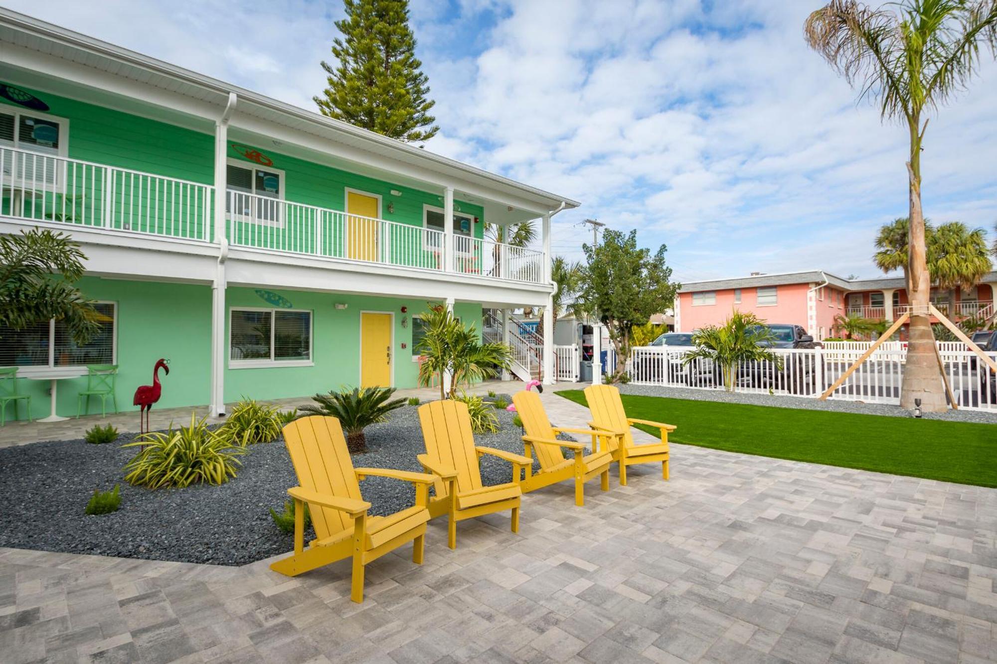 The Lofts At St Pete Motel *