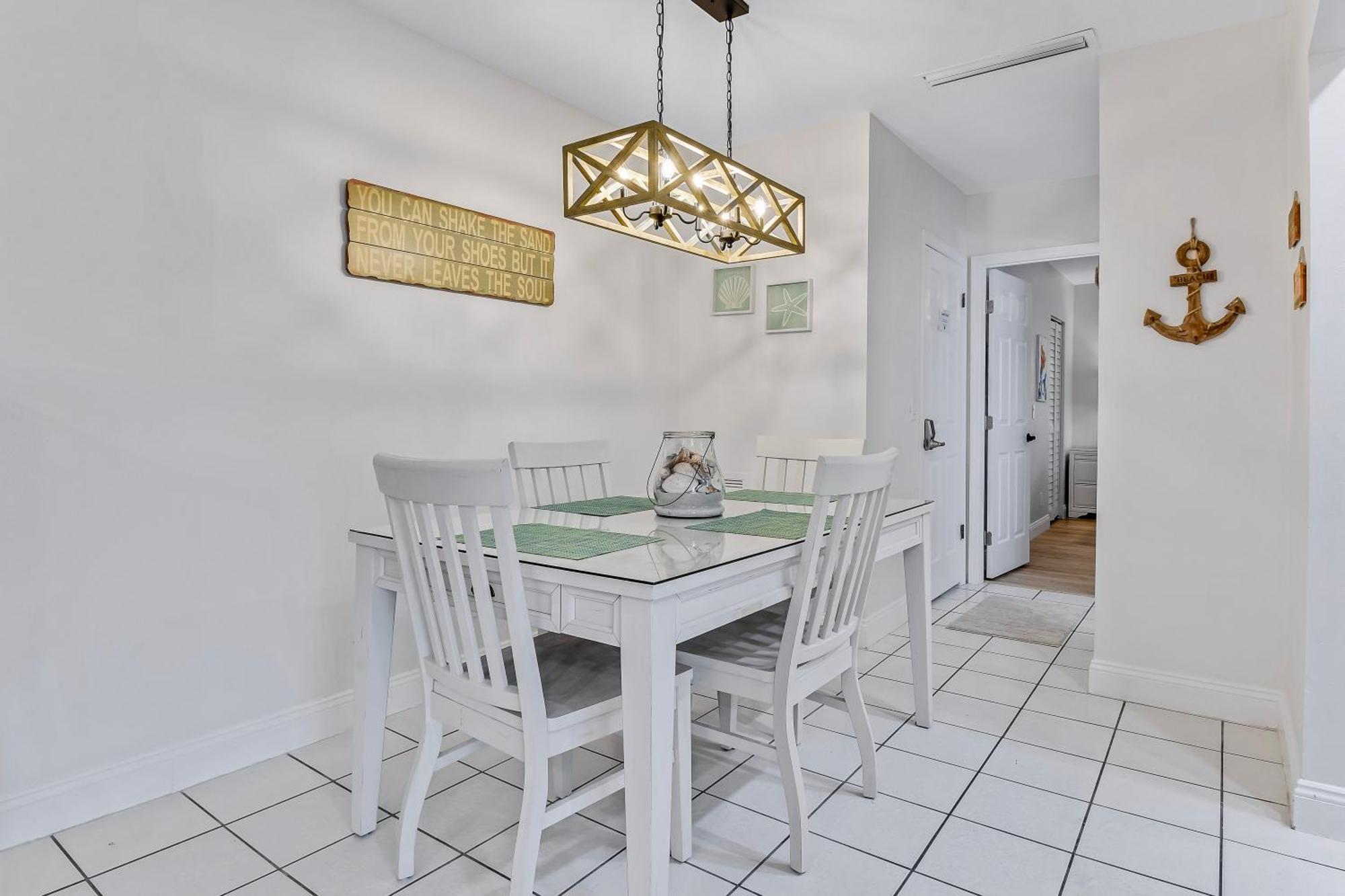Apartment Funshine Pointe Capri