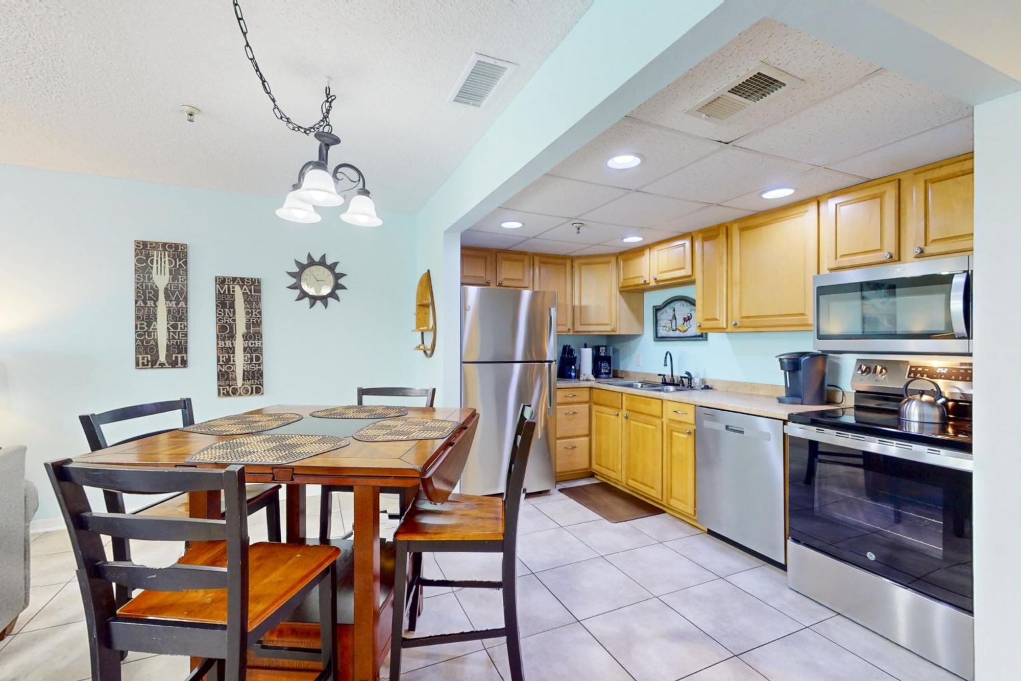 Apartment Sea Breeze 705