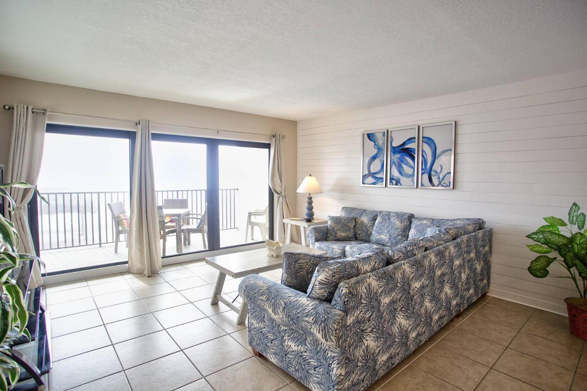 101 - Sandy Shores St. Pete Beach