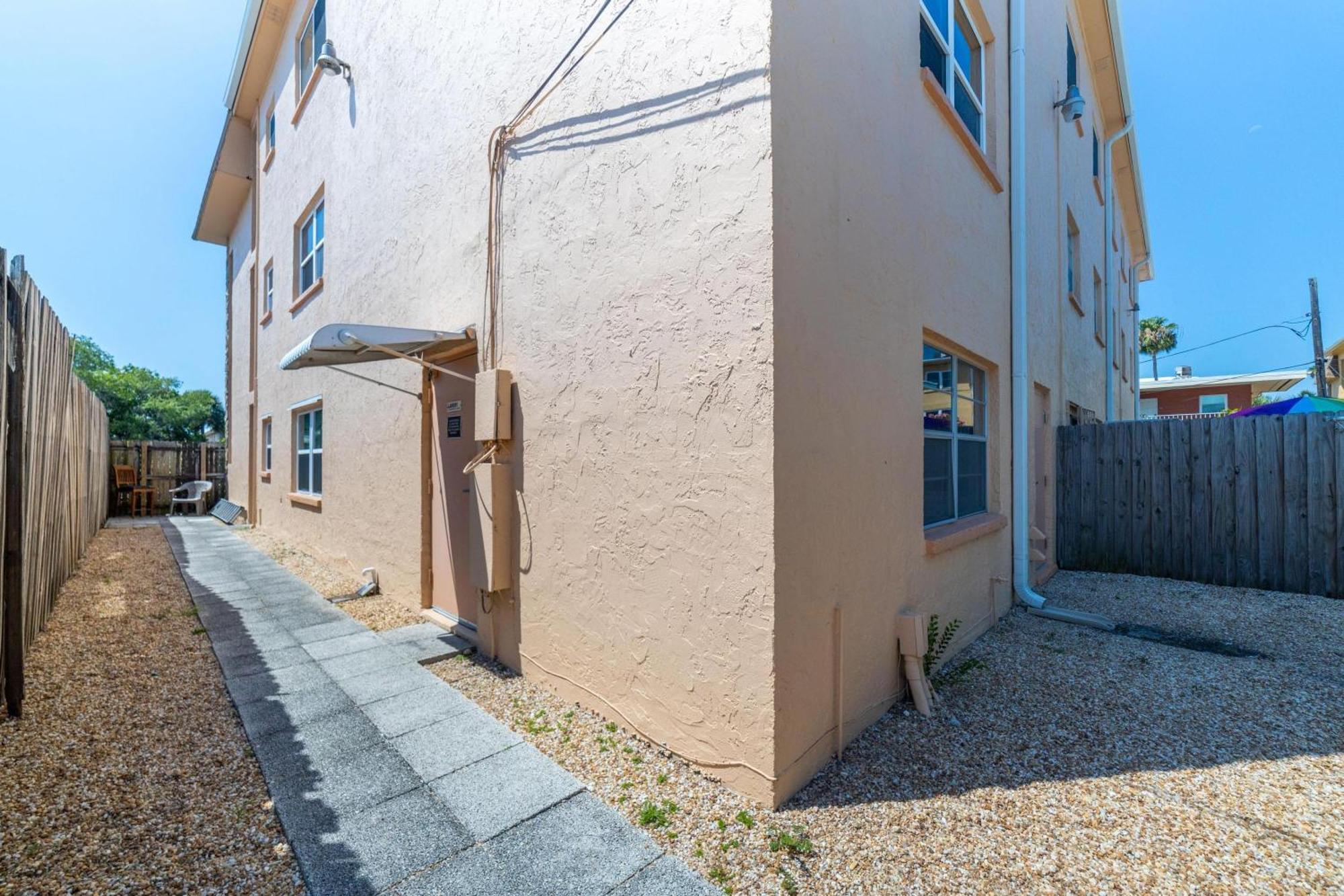 Newly Renovated 2 Beds 2 Baths In St Pete Holiday home *