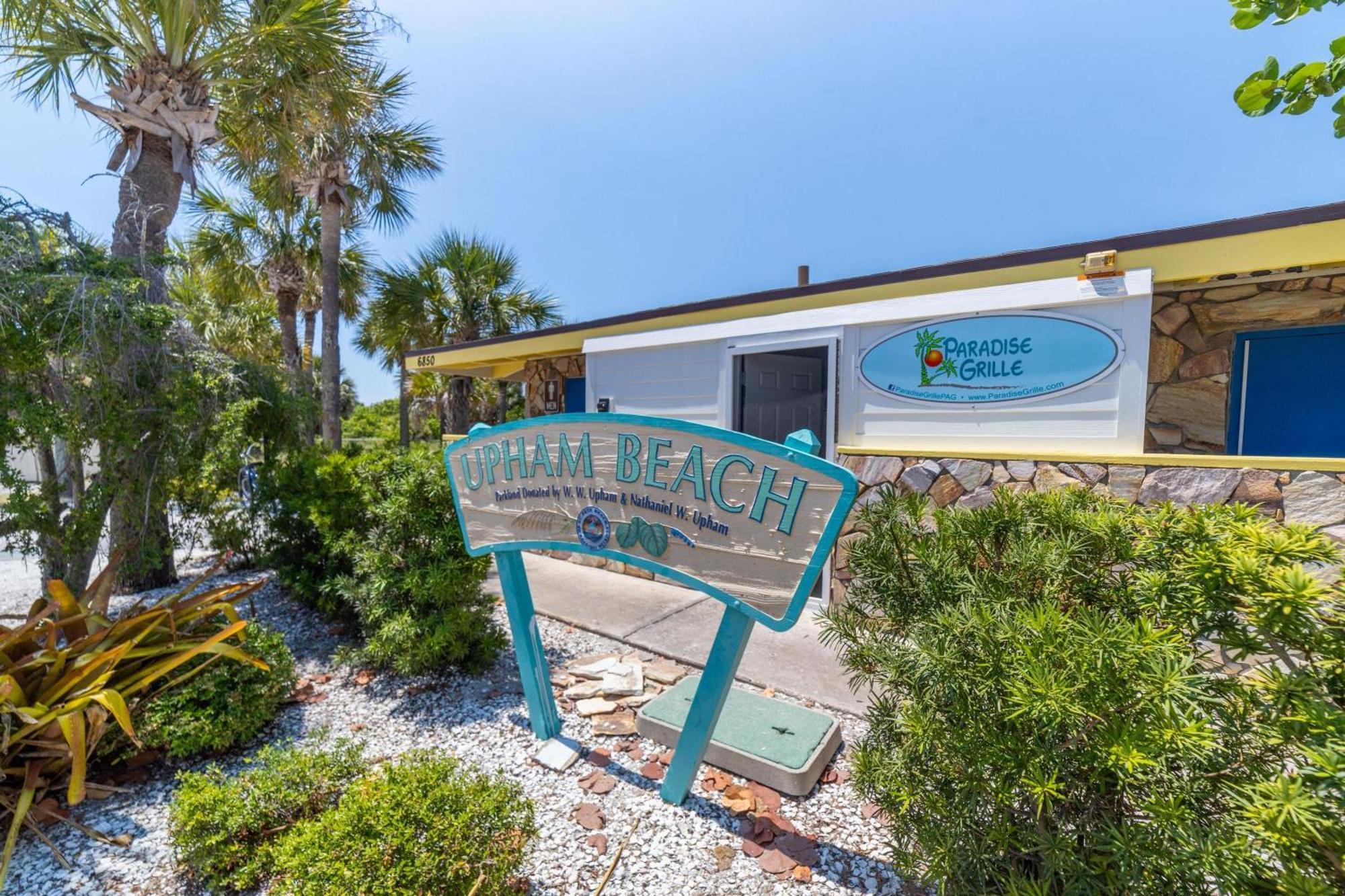 Holiday home Newly Renovated 2 Beds 2 Baths In St Pete St. Pete Beach
