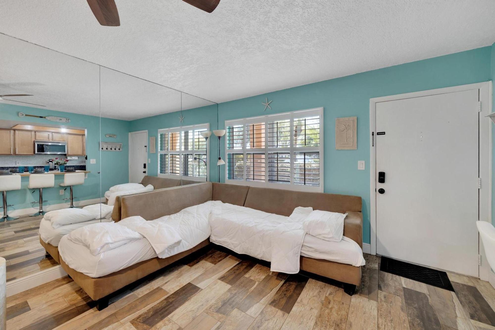 Newly Renovated 2 Beds 2 Baths In St Pete Holiday home *