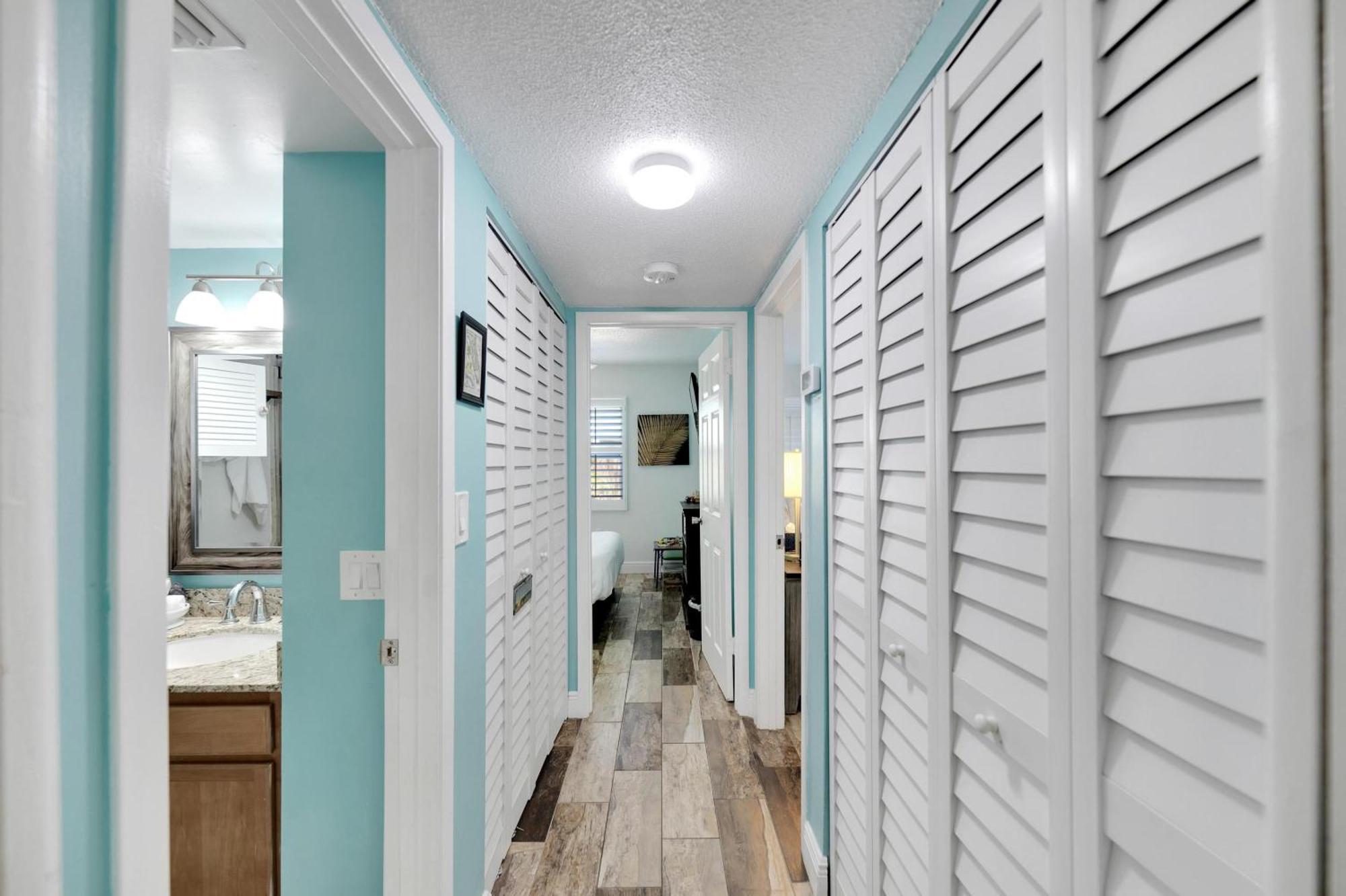 Newly Renovated 2 Beds 2 Baths In St Pete Holiday home