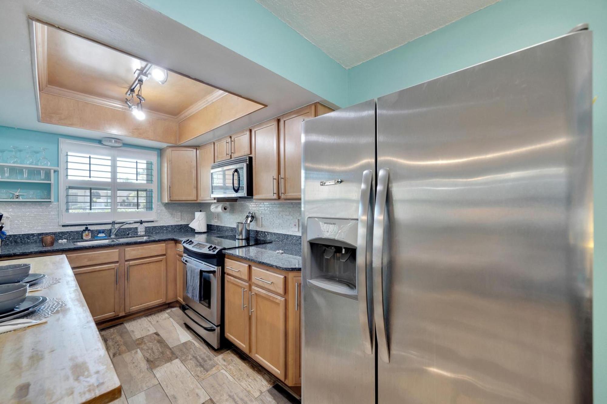 Newly Renovated 2 Beds 2 Baths In St Pete Holiday home