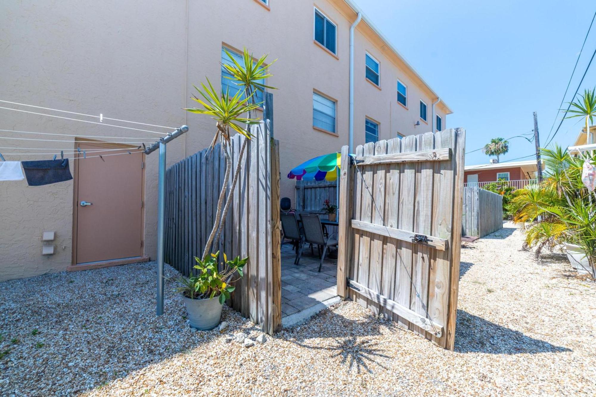 Newly Renovated 2 Beds 2 Baths In St Pete Holiday home
