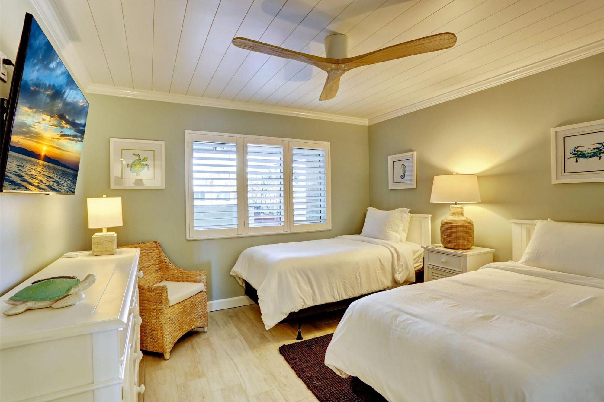 Land's End 5-203 Gulf-bay Front - Premier * St. Pete Beach