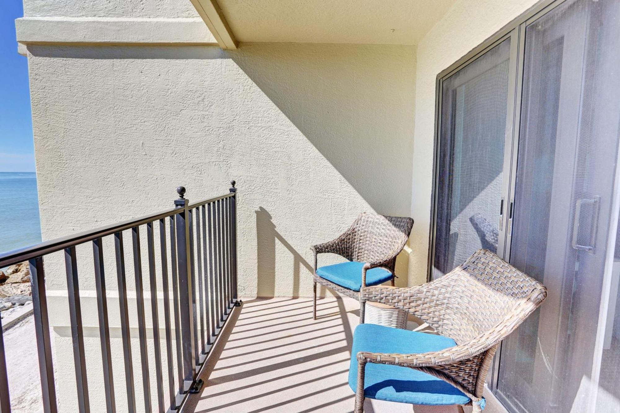 Land's End 5-203 Gulf-bay Front - Premier St. Pete Beach