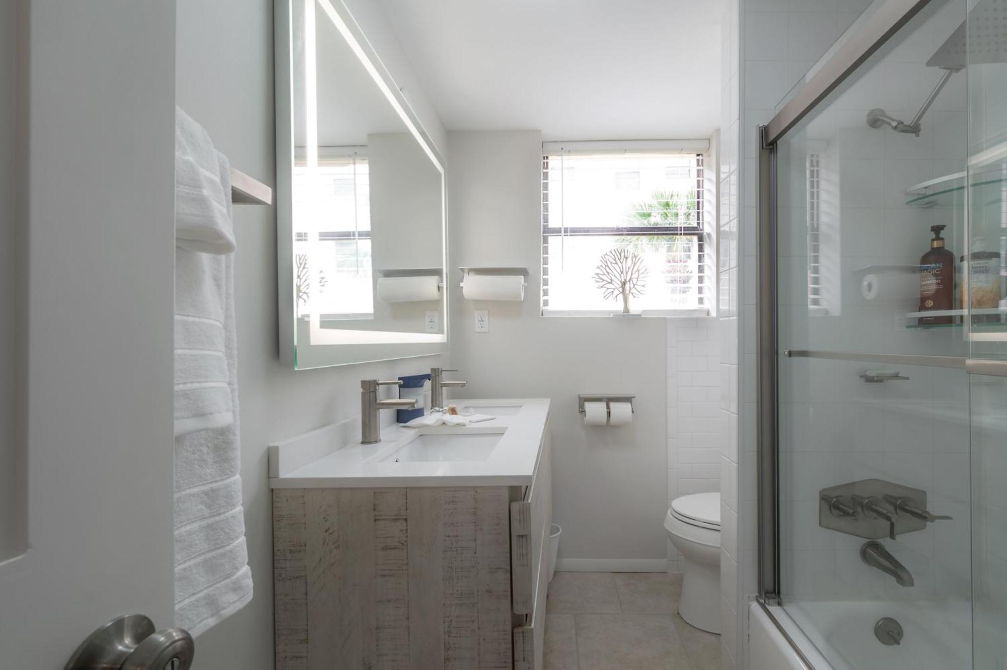 6700 Sunset Way Unit 702 *