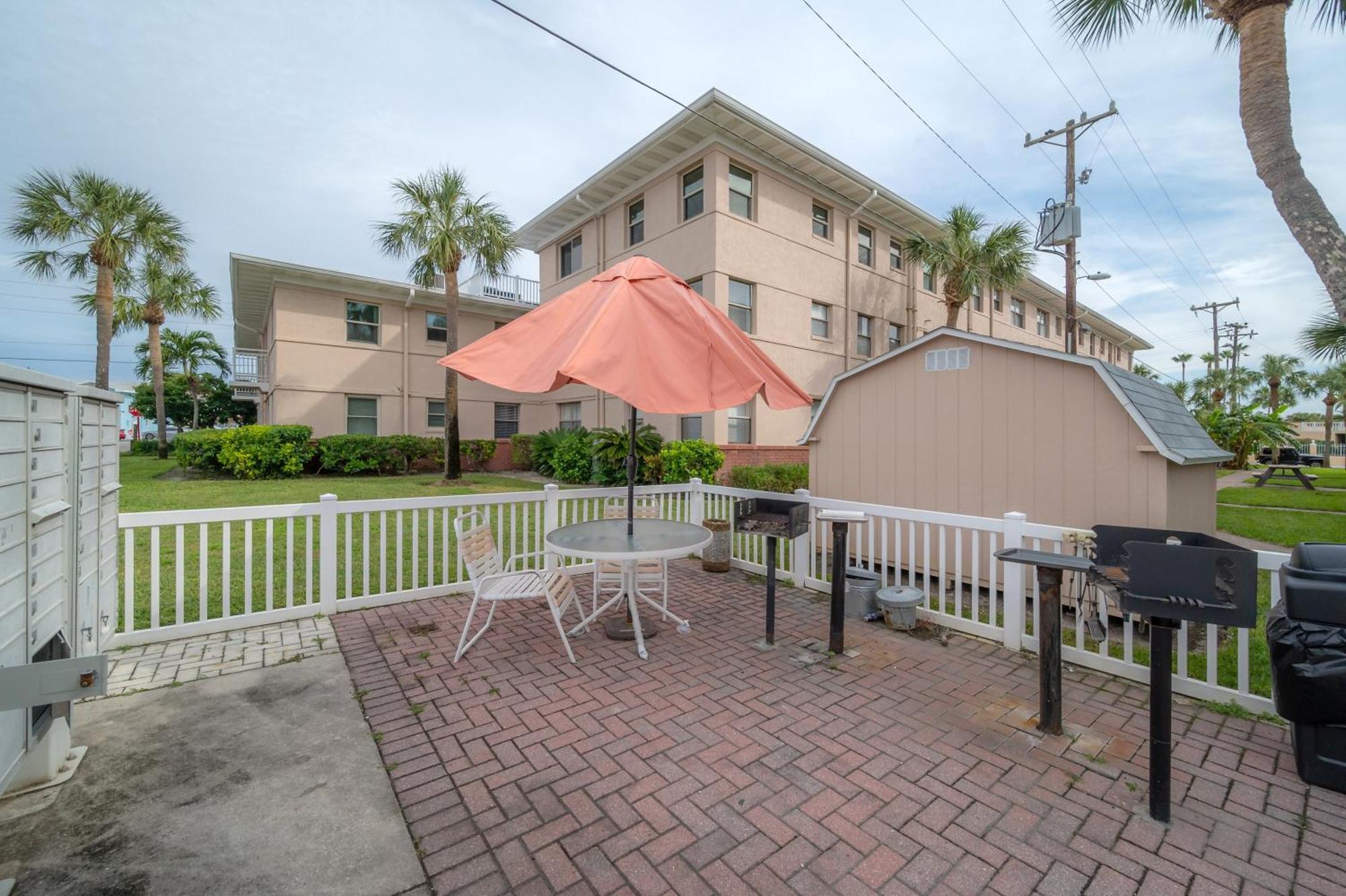 6700 Sunset Way Unit 702 *
