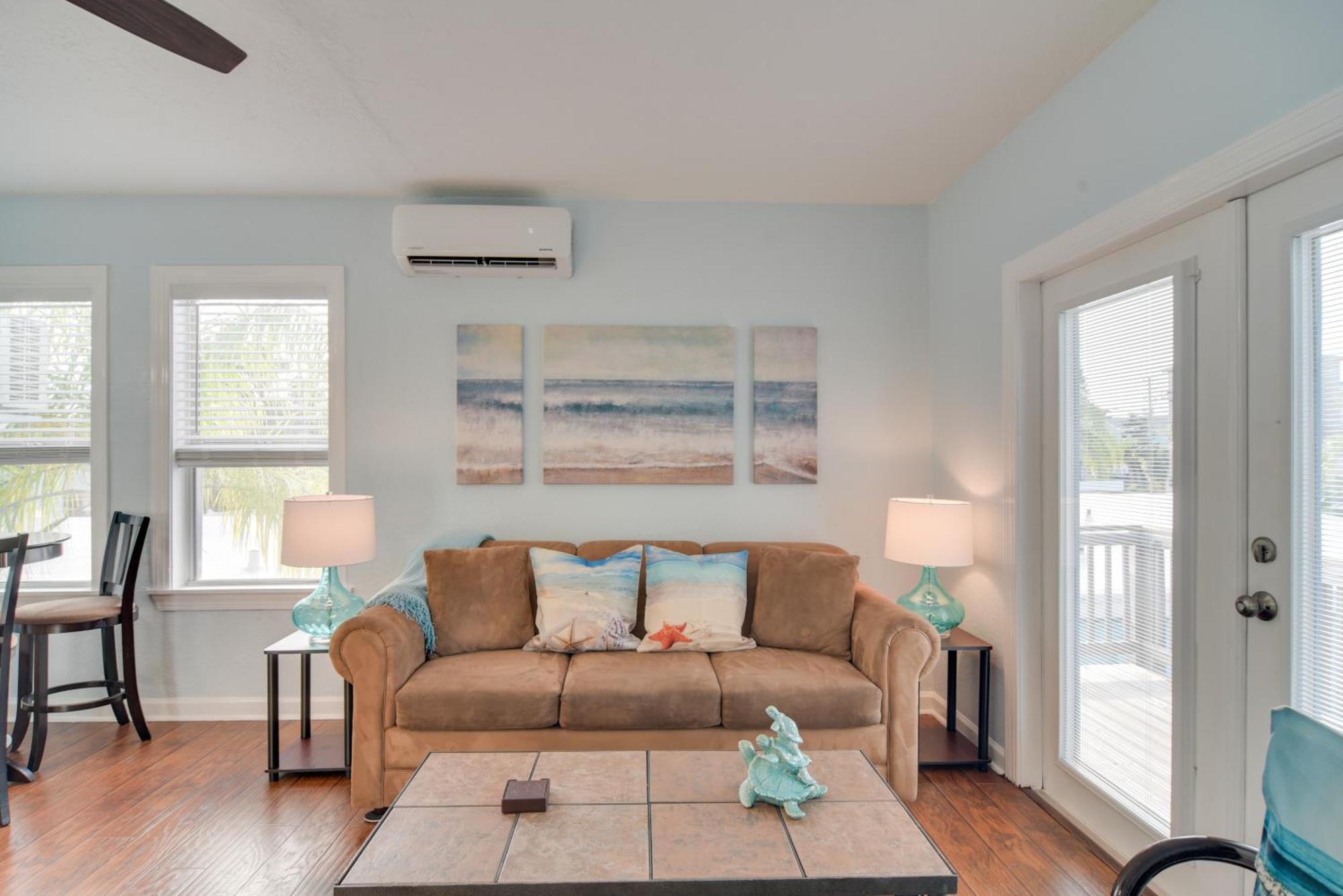With Community Pool - Walk To Madeira Beach! * St. Pete Beach