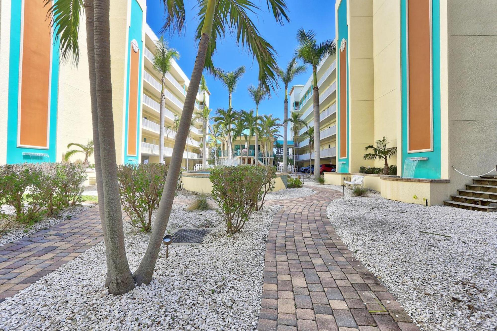 Holiday home Sunset Vistas 206s St. Pete Beach