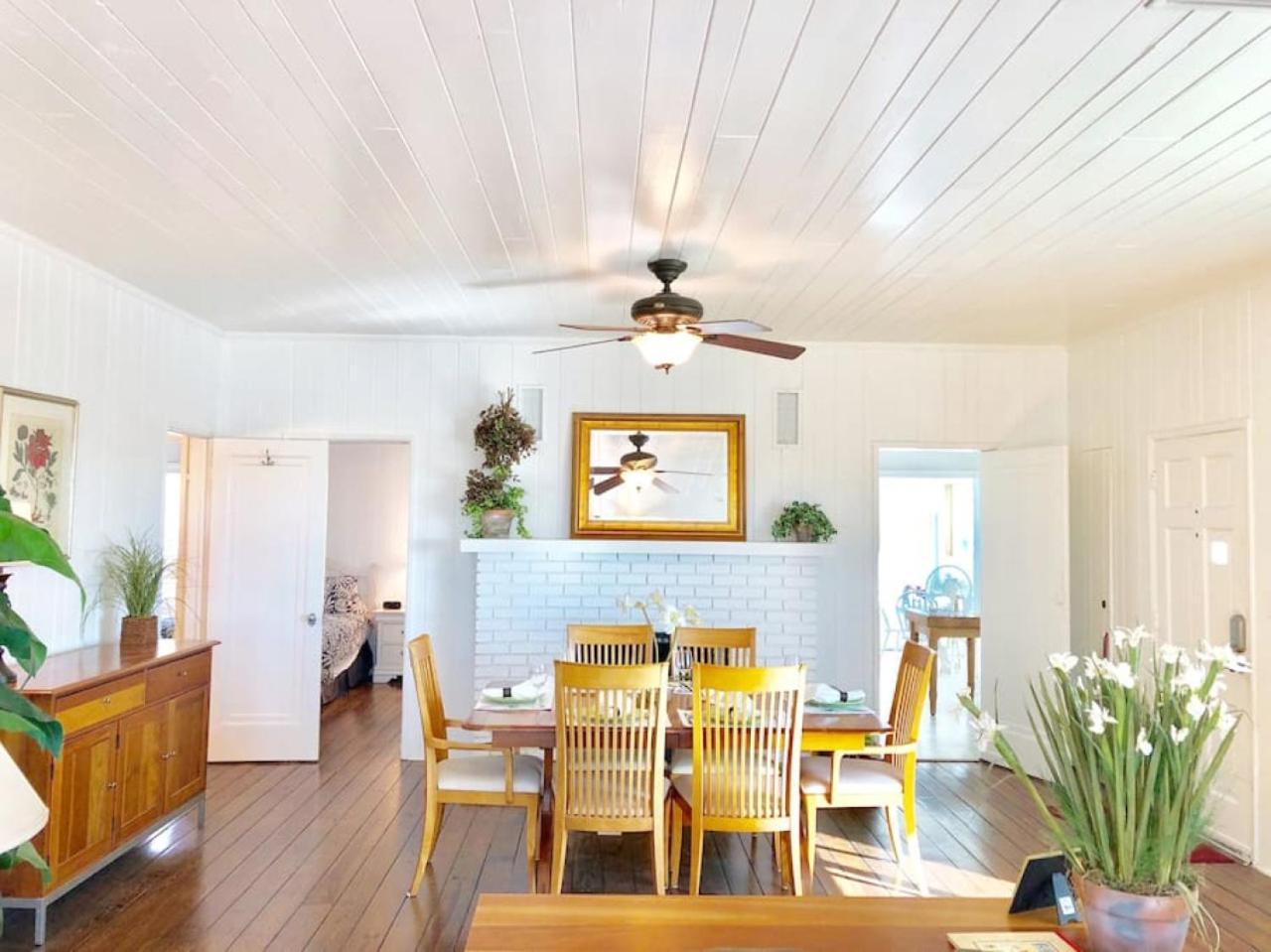 Holiday home Beachfront- Quaint Front House Pass A Grille
