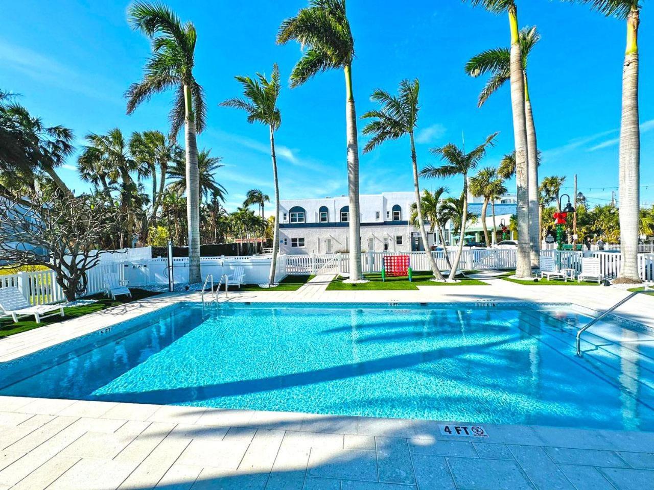La Tortuga Historic Pass A Grille St Pete 7 * St. Pete Beach