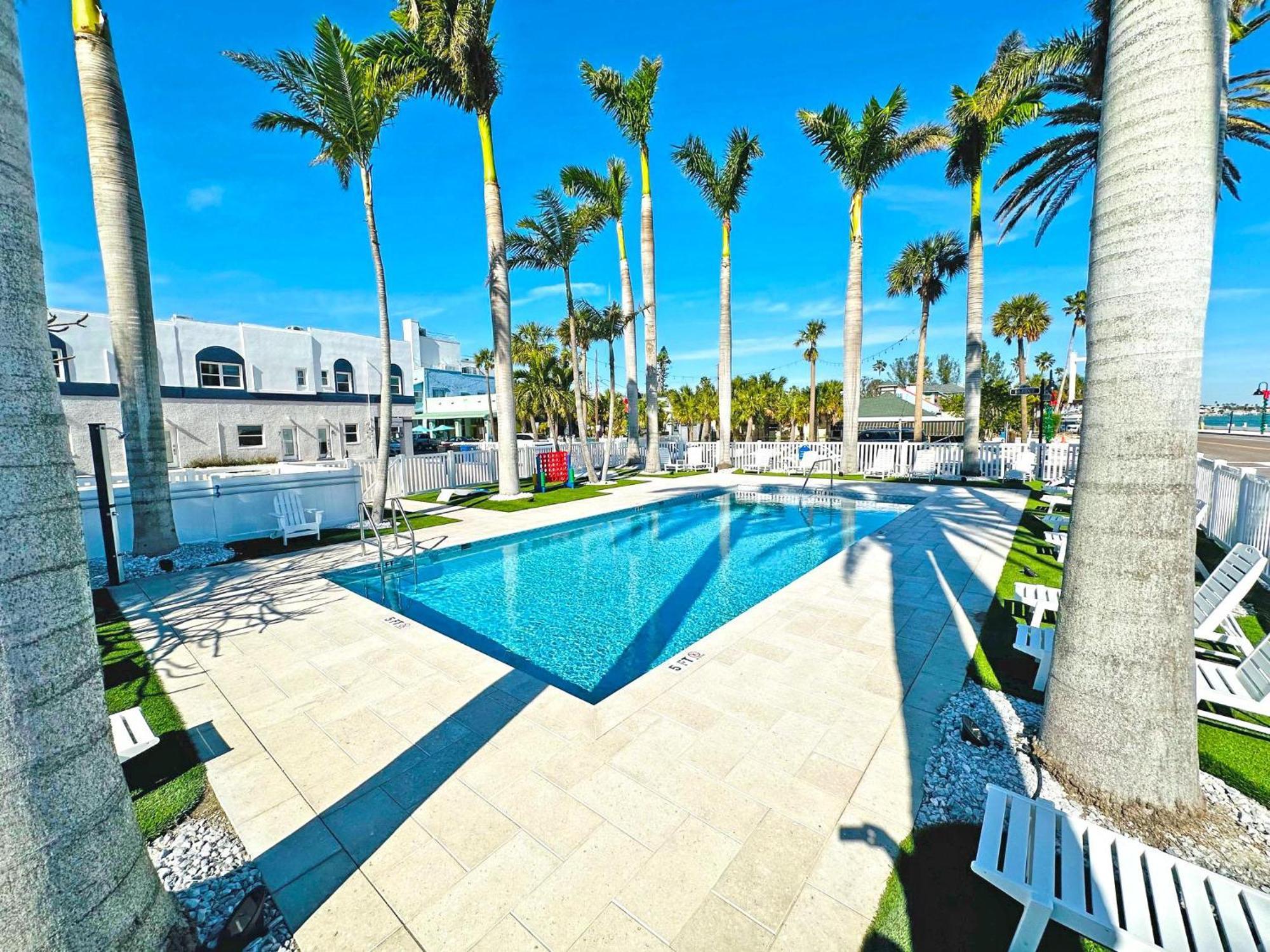 La Tortuga Historic Pass A Grille St Pete 7 Apartment *