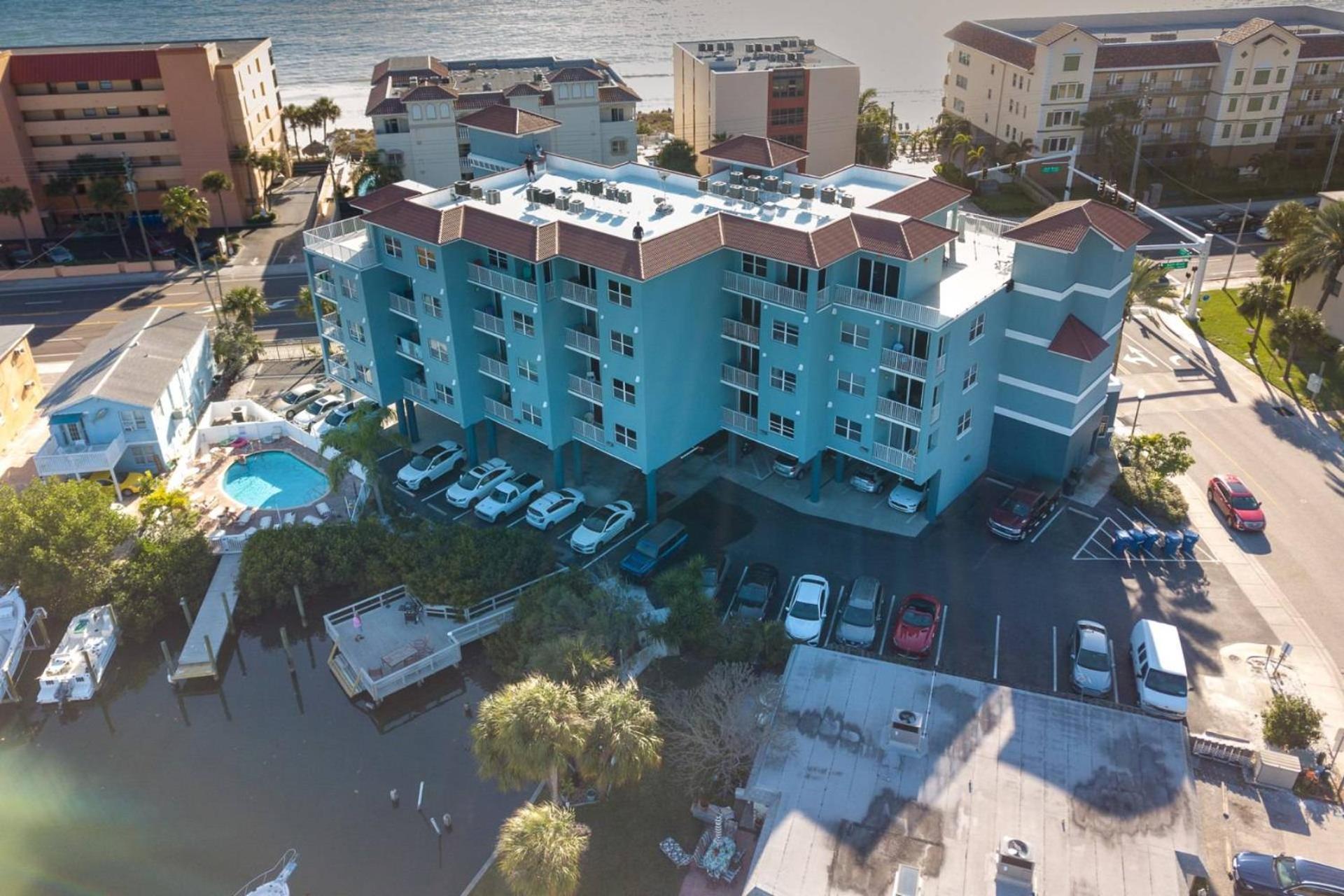 303 - Skyline - The Perky Pelican St. Pete Beach