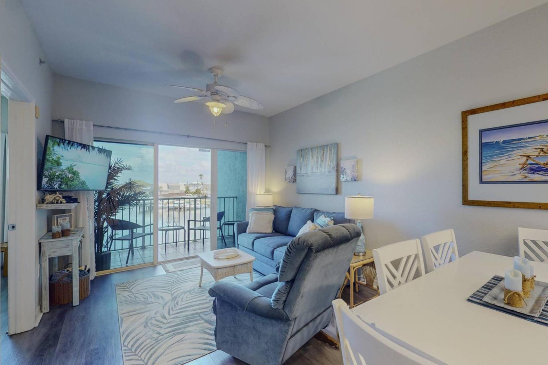 Holiday home 303 - Skyline - The Perky Pelican *