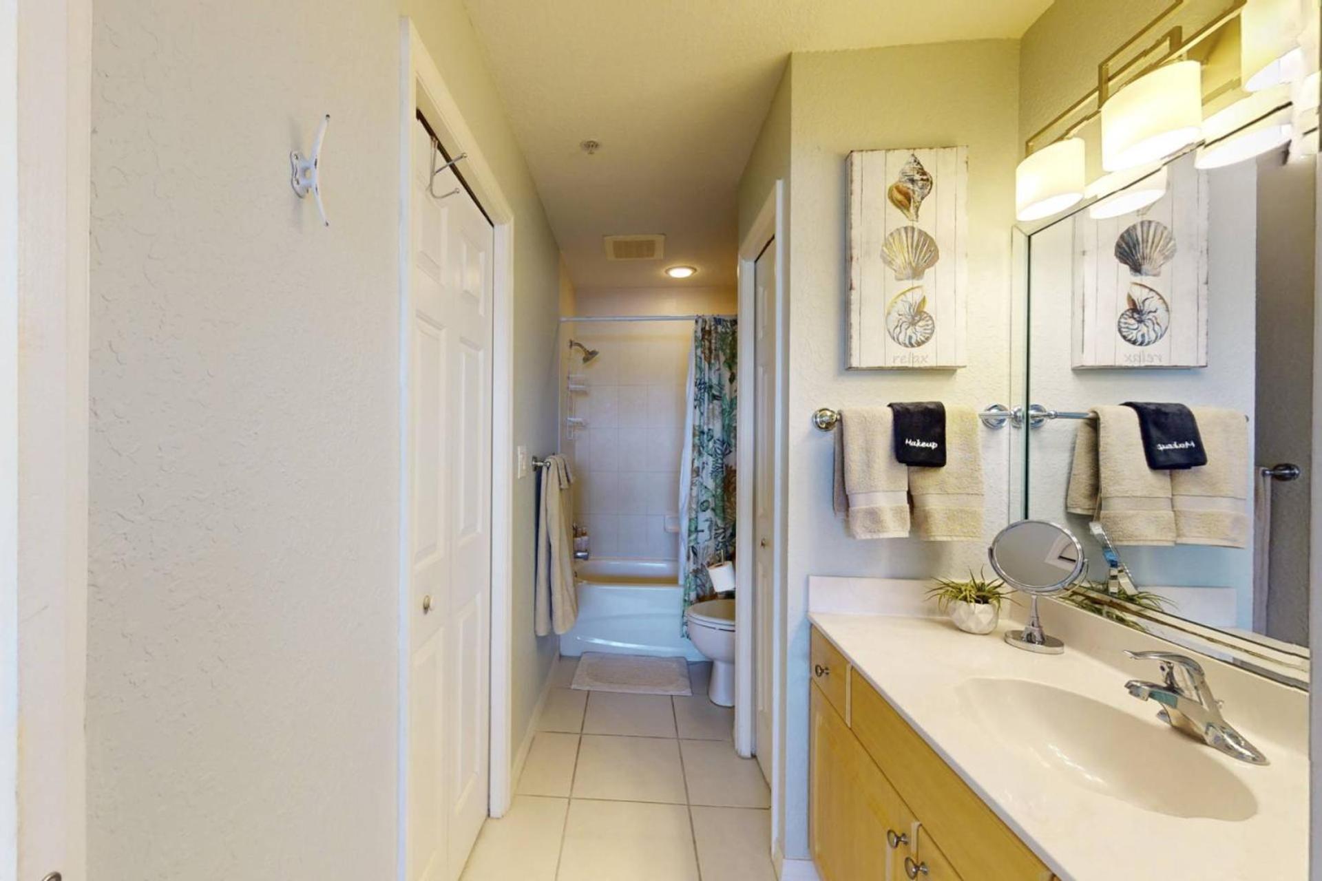 303 - Skyline - The Perky Pelican Holiday home St. Pete Beach