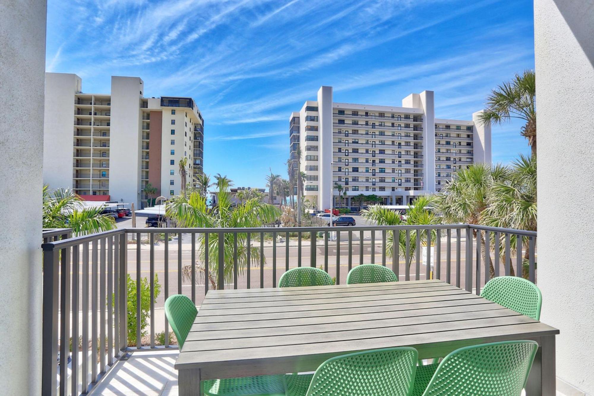 Azul Townhomes C1 - Sol Retreat Holiday home St. Pete Beach