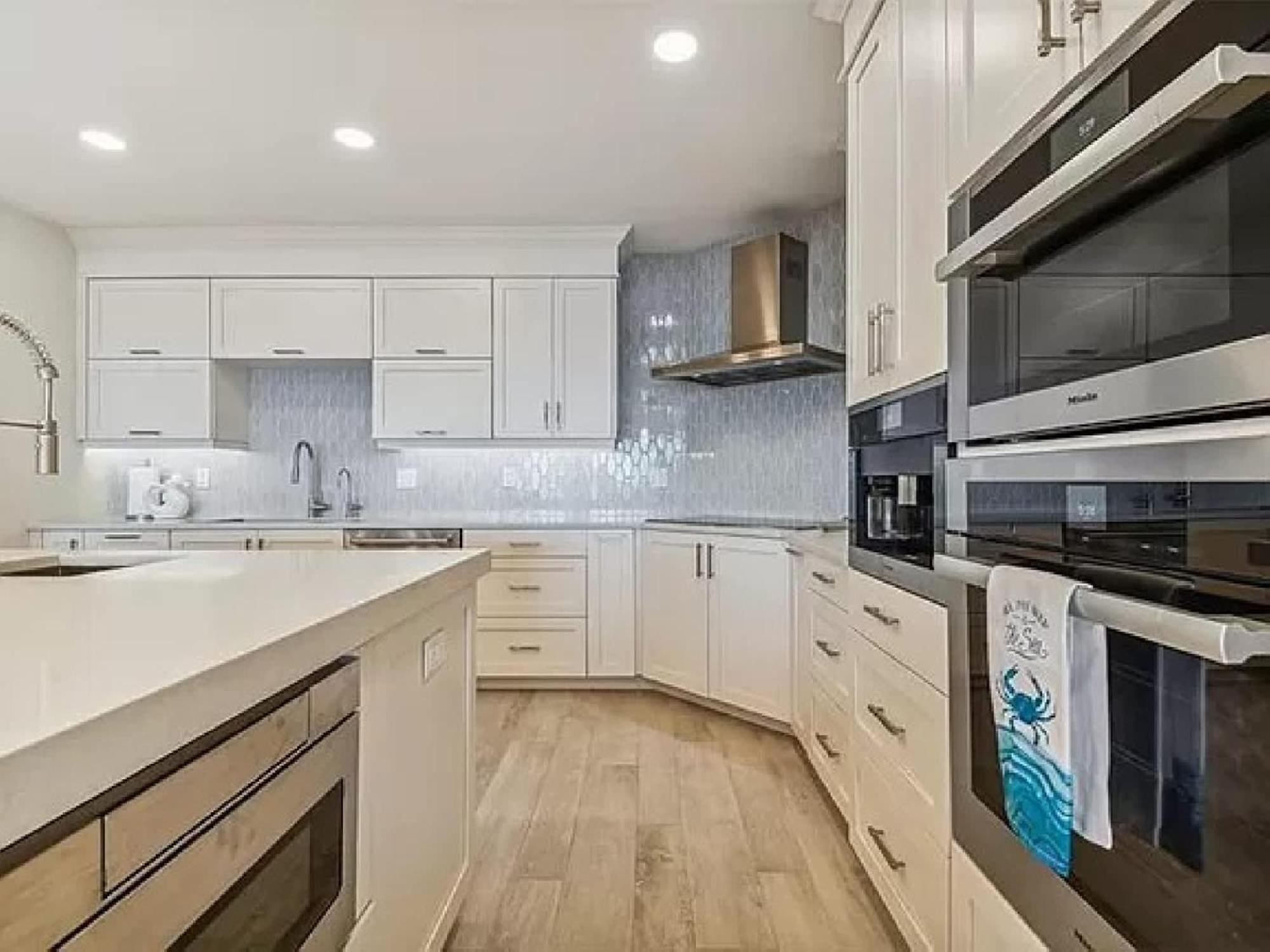 Relaxing Beachfront In North Redington Apartment St. Pete Beach