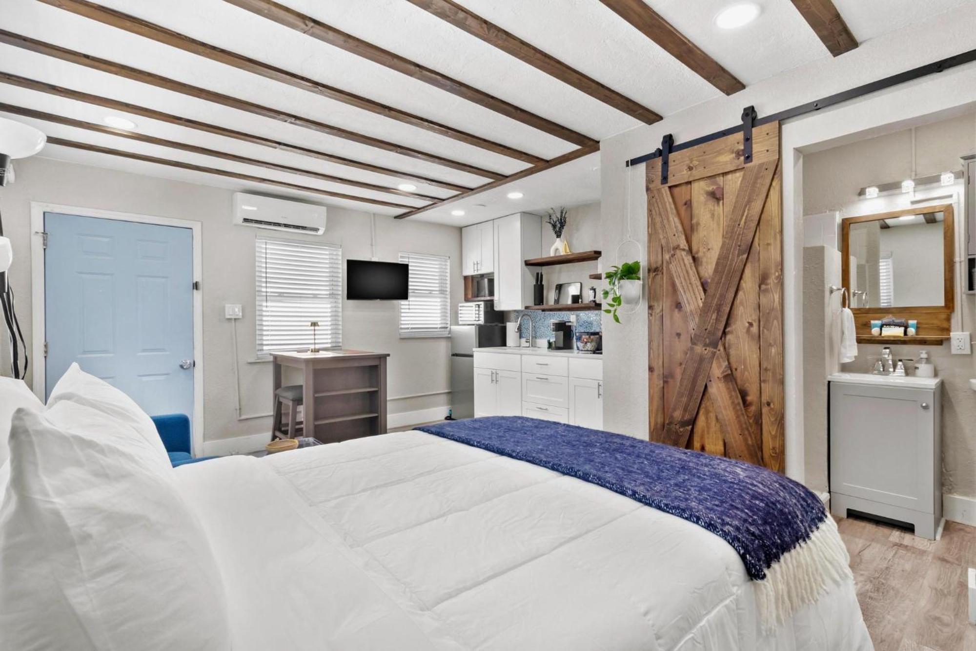 Sala 4 - St Pete Gem! Apartment St. Pete Beach